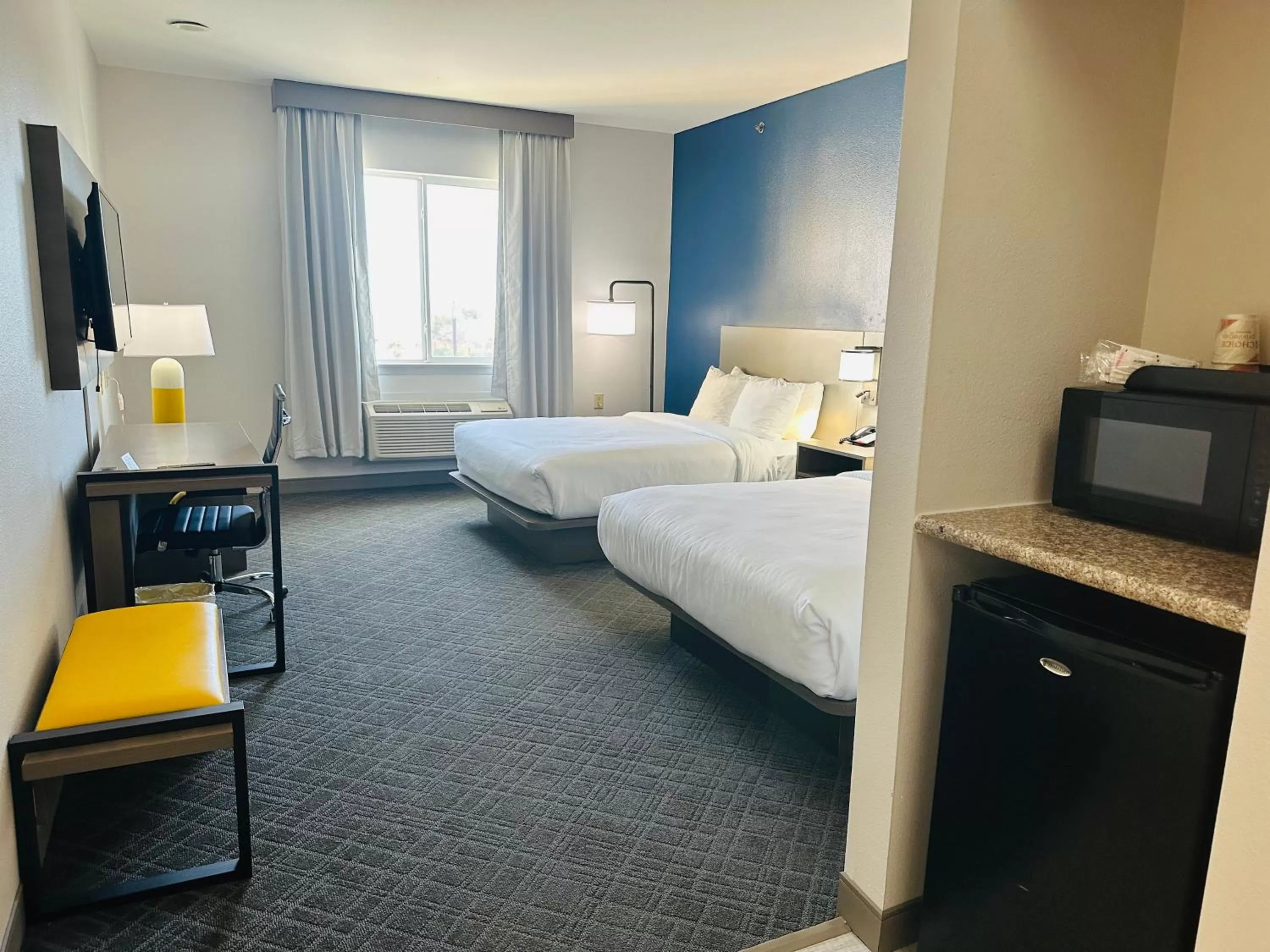 Bed in Comfort Inn & Suites Wylie