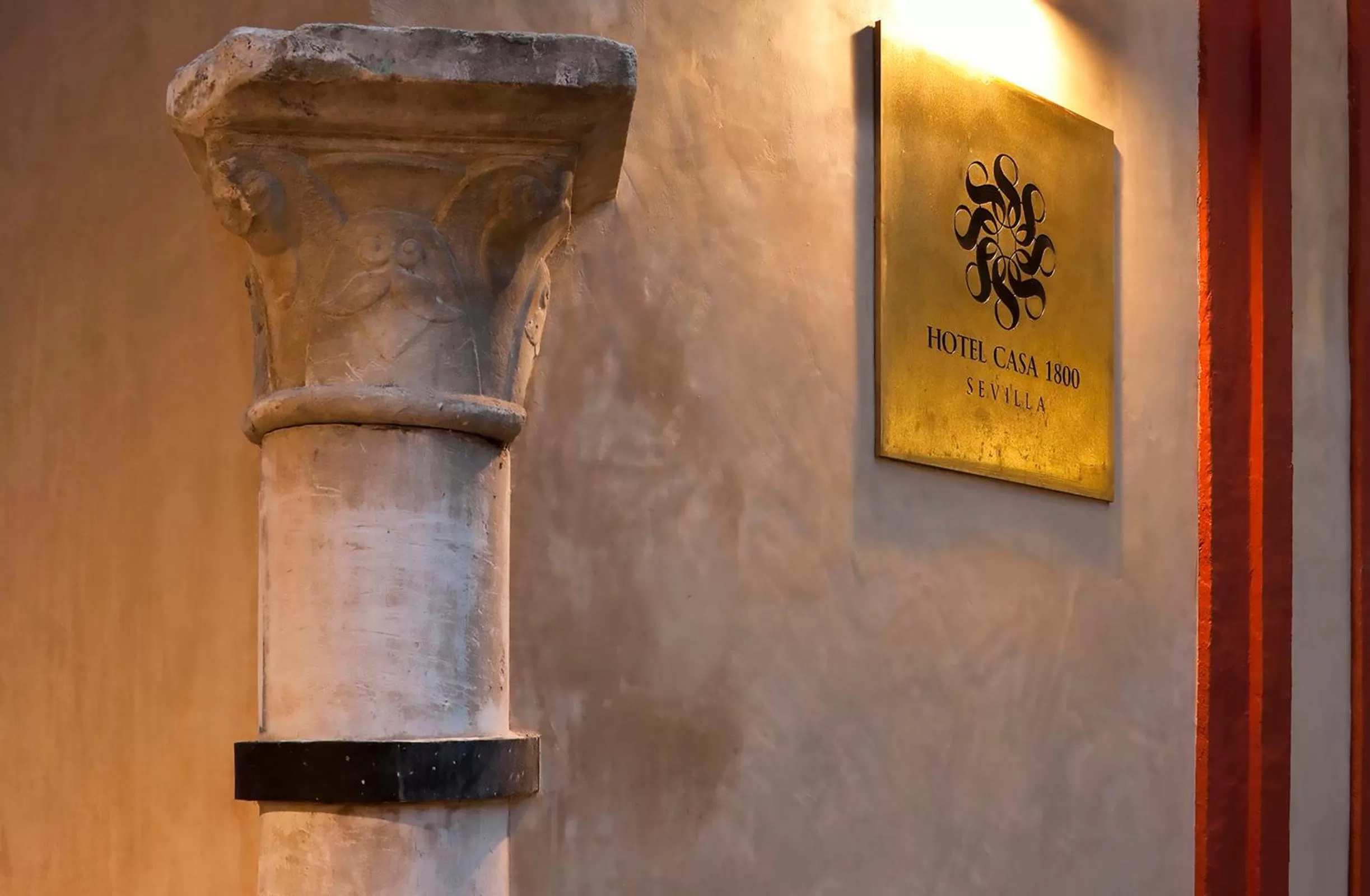 Facade/entrance in Hotel Casa 1800 Sevilla