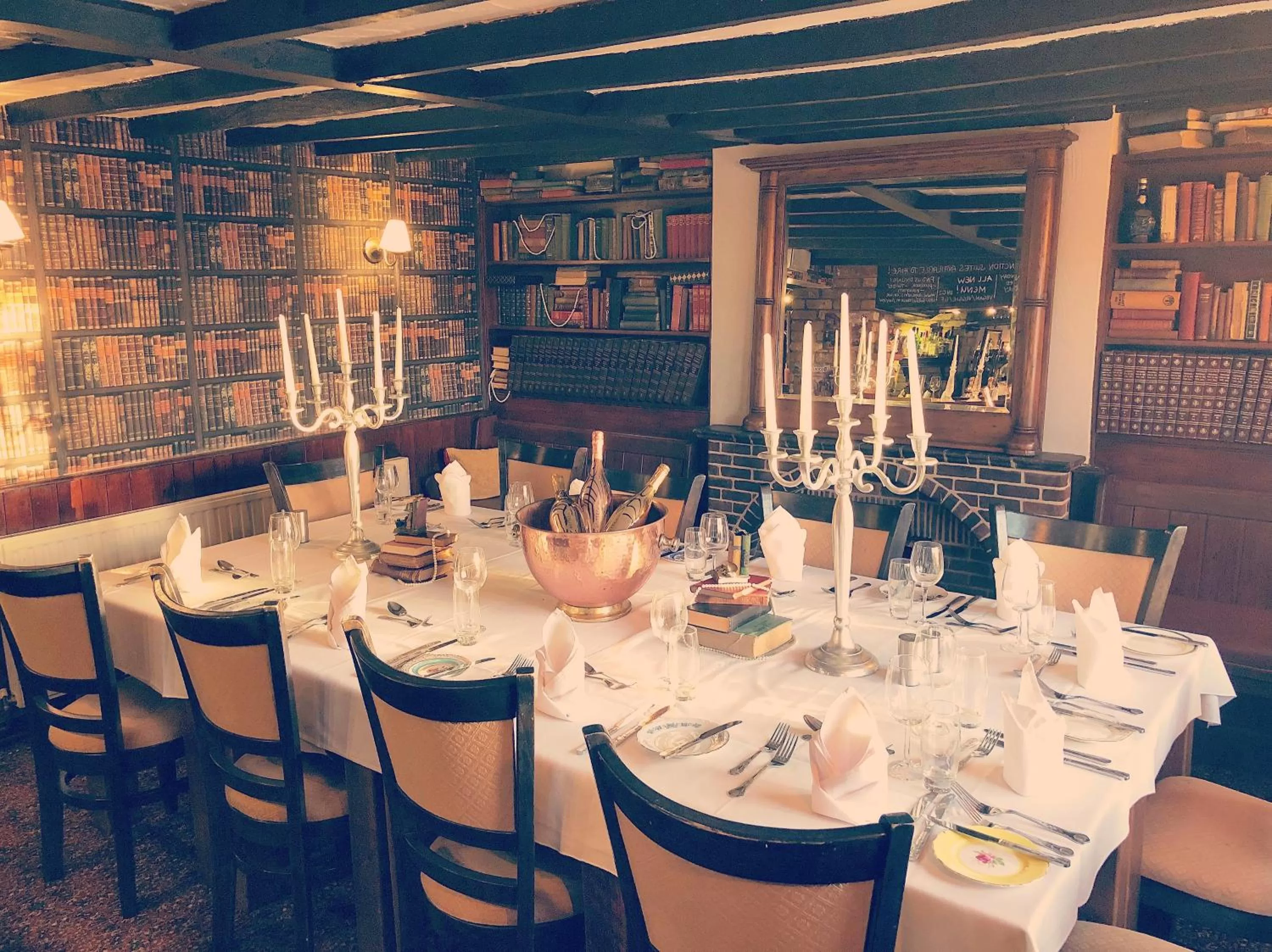 Restaurant/places to eat in The Royal Arms Bed & Breakfast