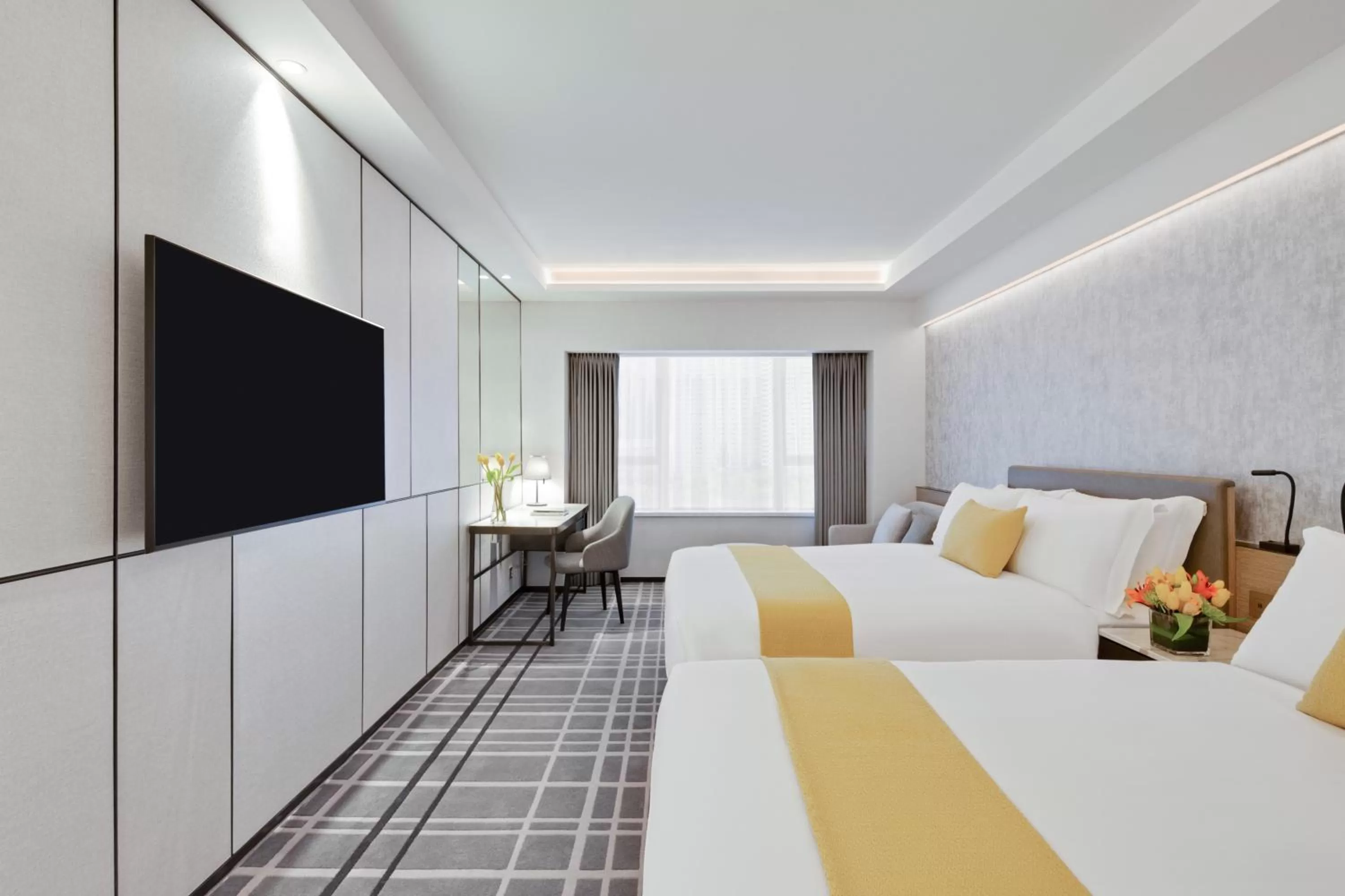 Photo of the whole room, Bed in Royal Park Hotel