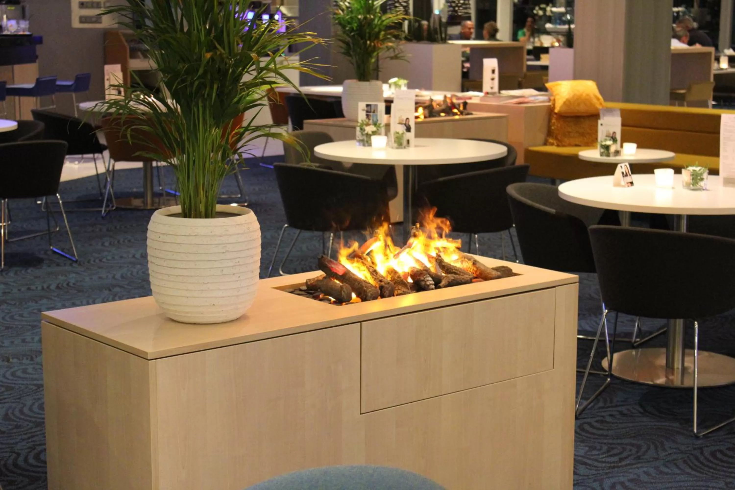 Restaurant/places to eat in Novotel Maastricht