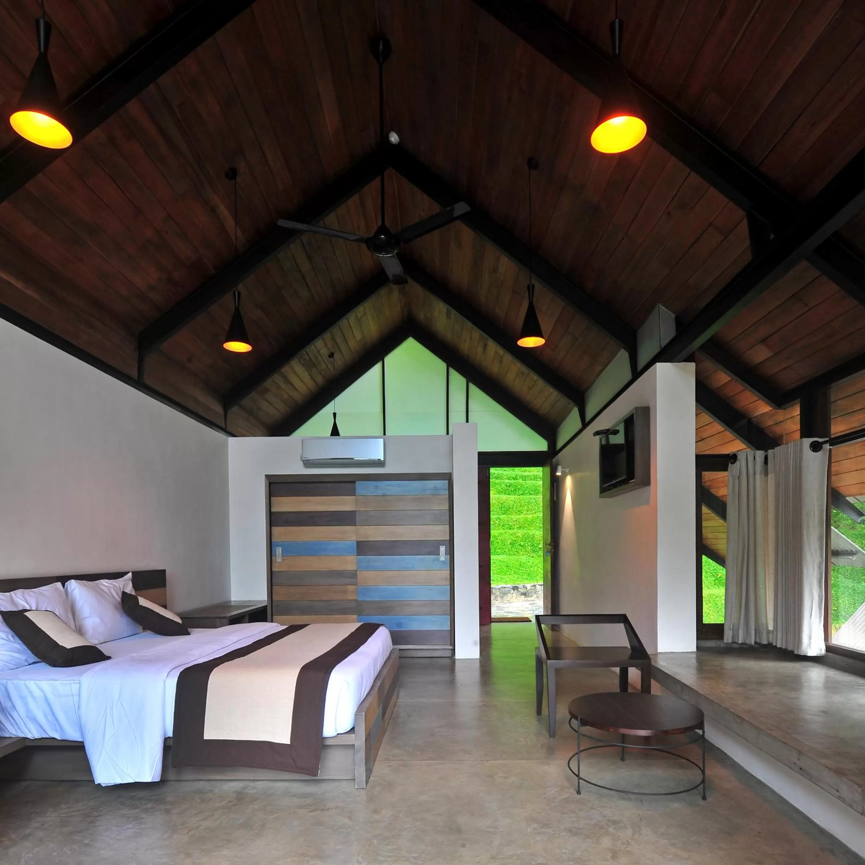 Photo of the whole room, Bed in SWP Eco Lodge, Kandy