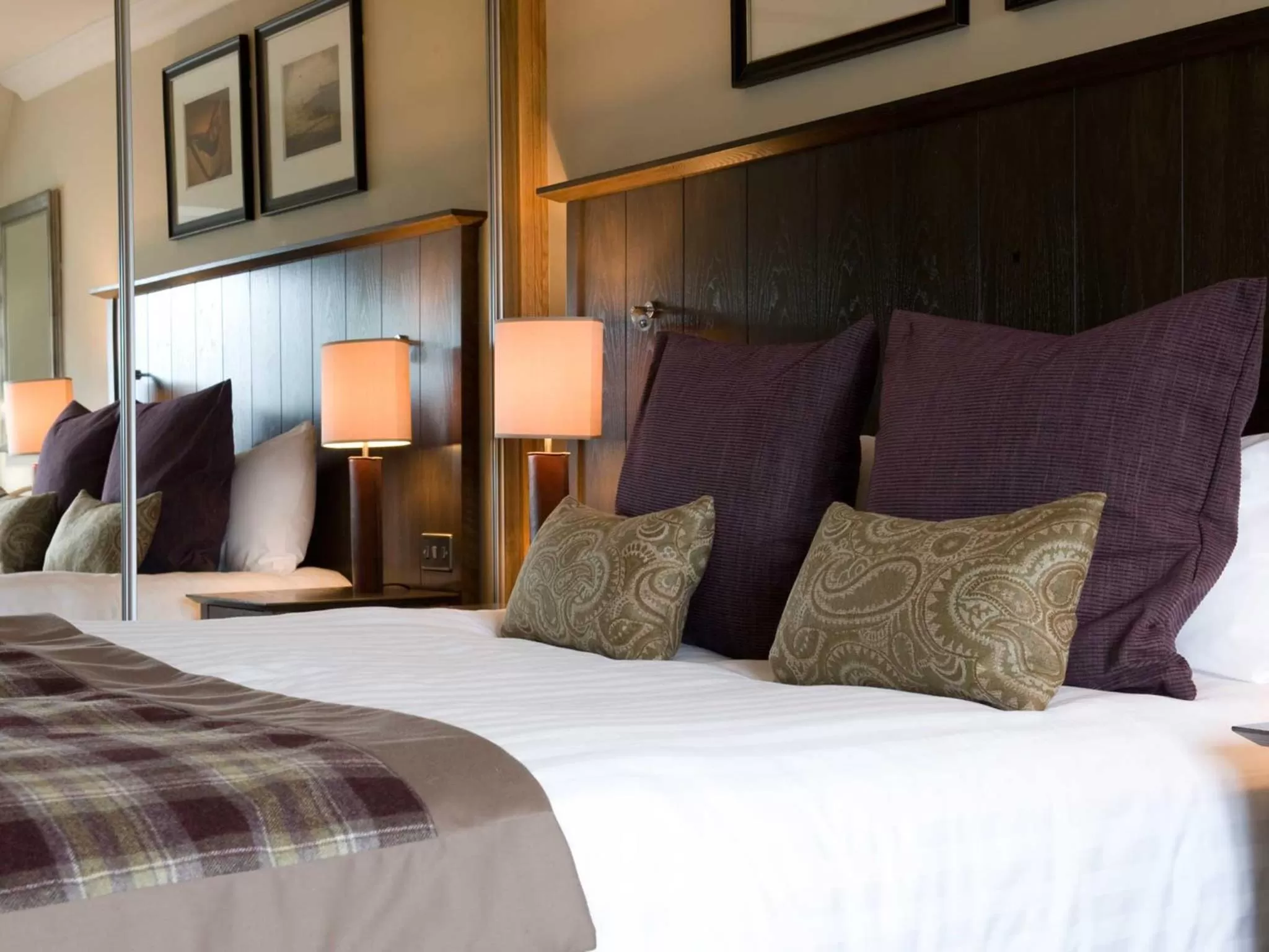 Bed in The Loans Inn