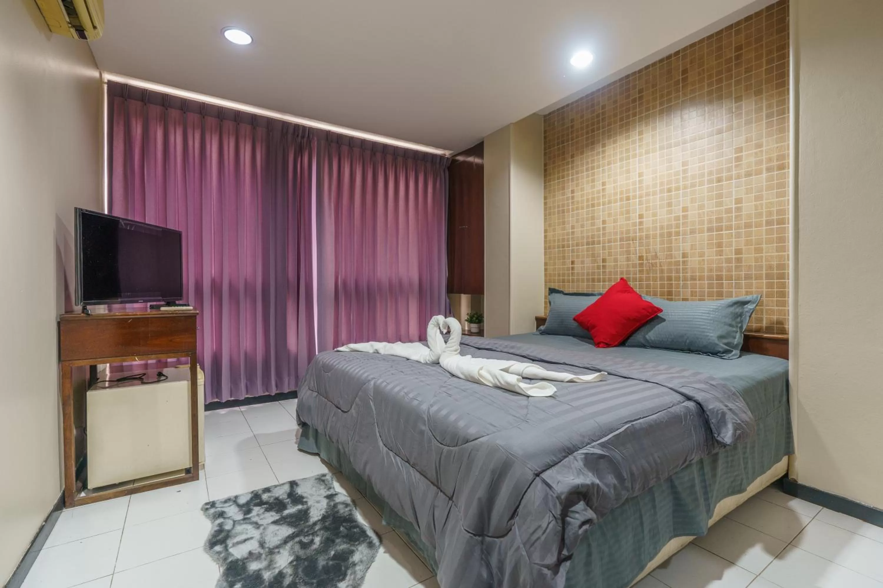 Bed in CheQinn Bed Sukhumvit 4 Nana Plaza