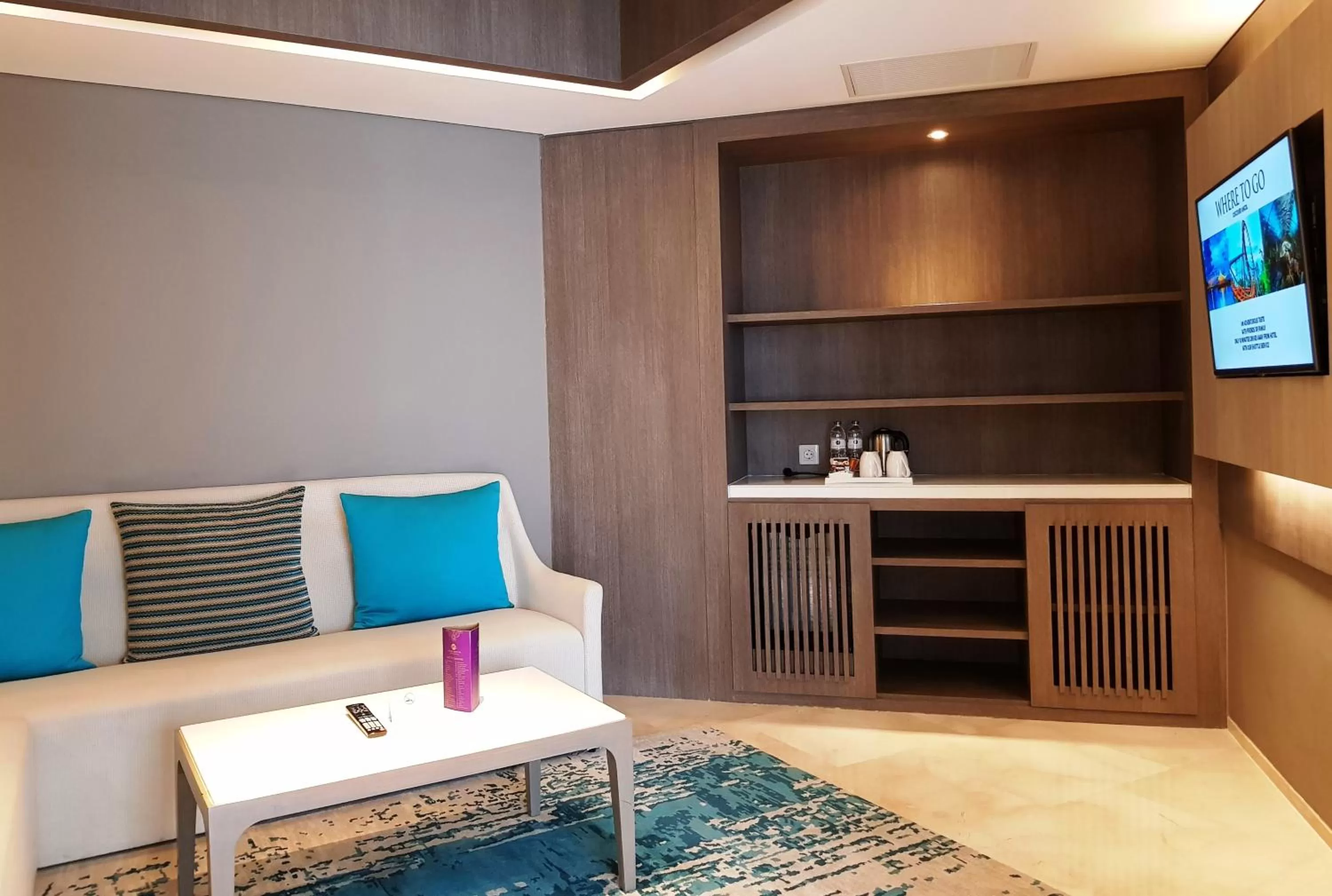 Dining area in Grand Mercure Jakarta Kemayoran