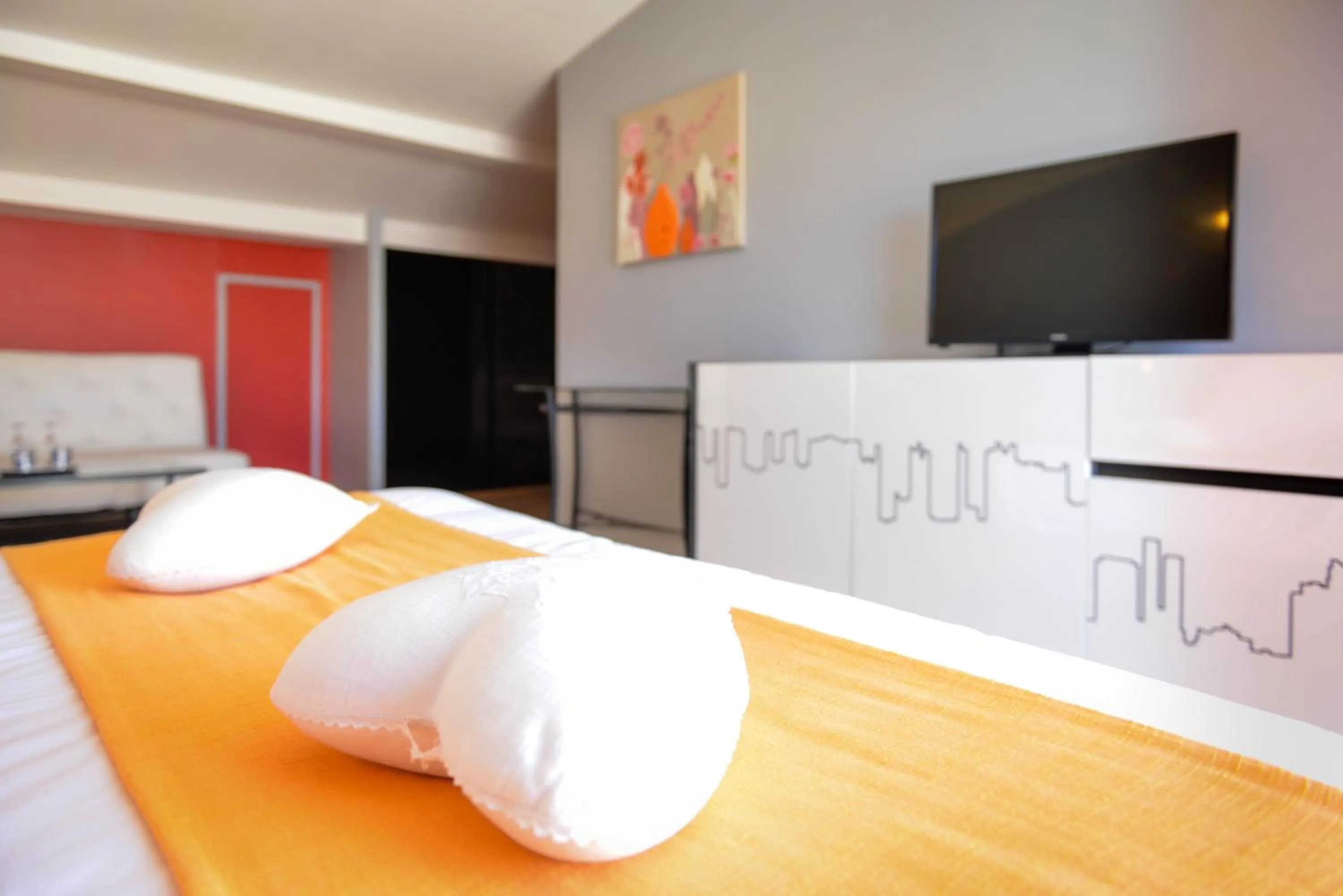 Bedroom, Bed in Logis Hôtel Restaurant Résidence