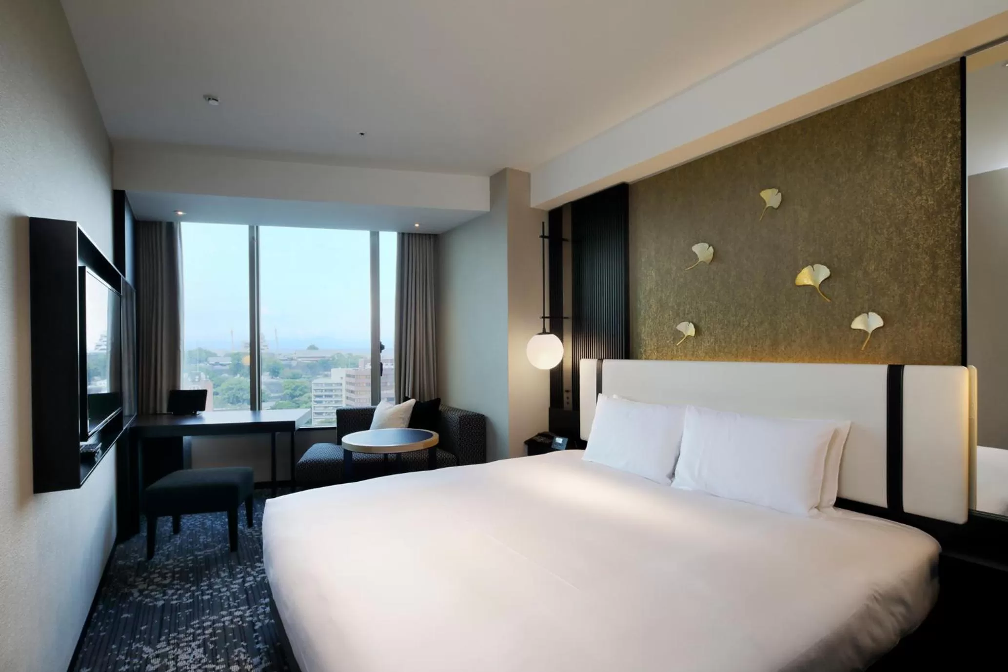 Photo of the whole room, Bed in KOKO HOTEL Premier Kumamoto