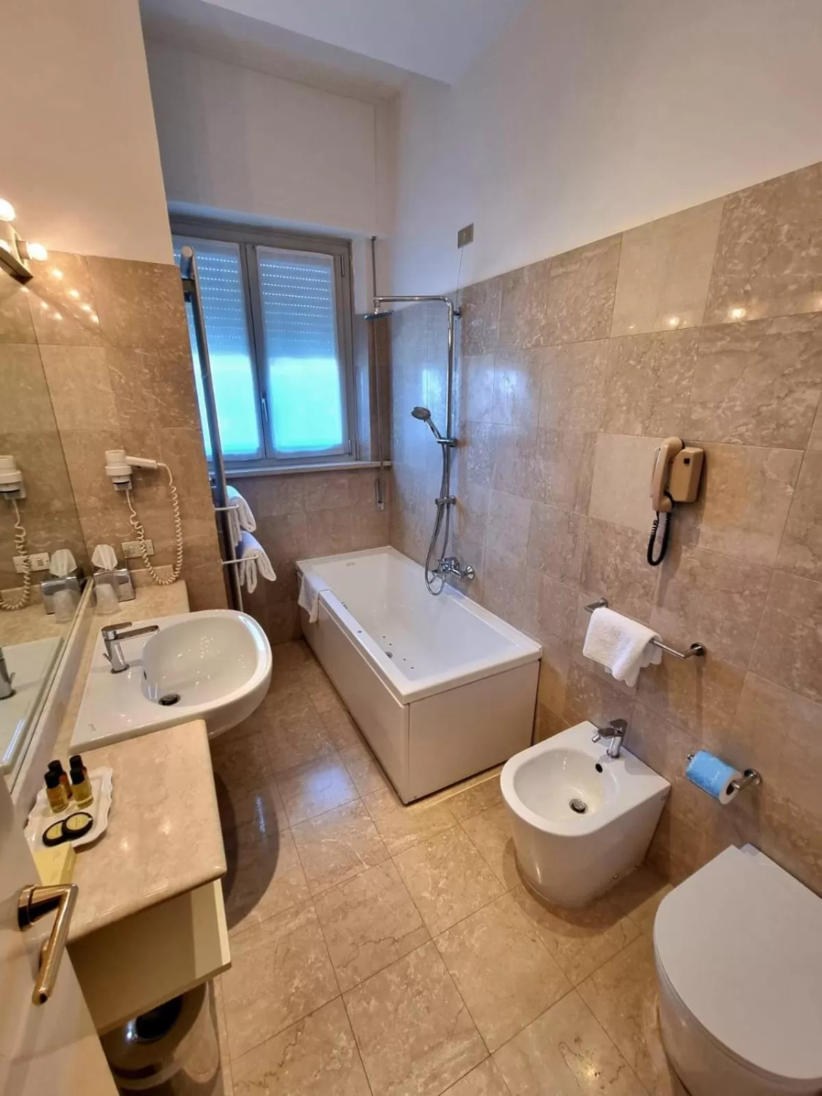 Bathroom in Grand Hotel Passetto