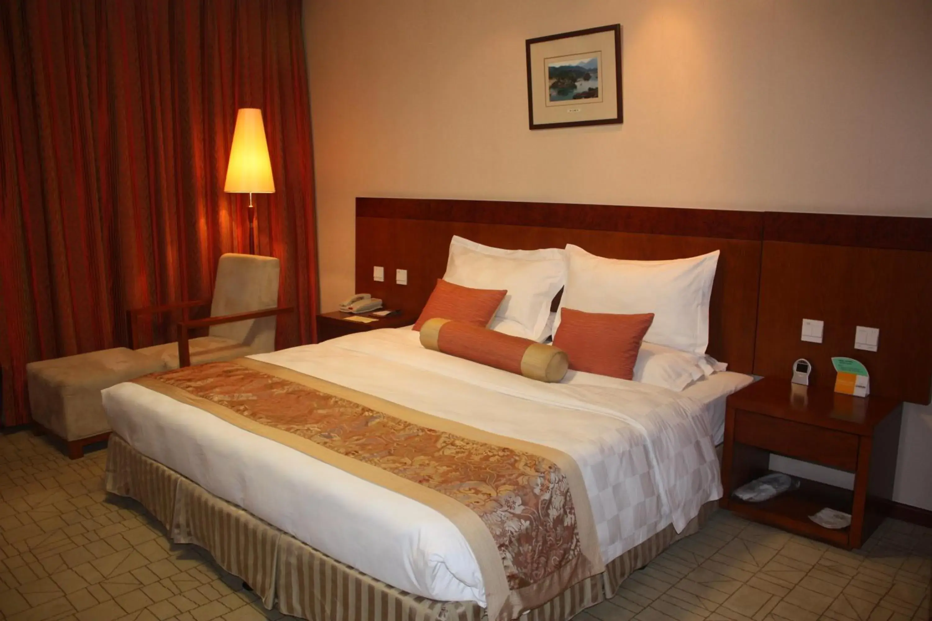 Deluxe Double Room in Super House International Deluxe Double Room in Super House International