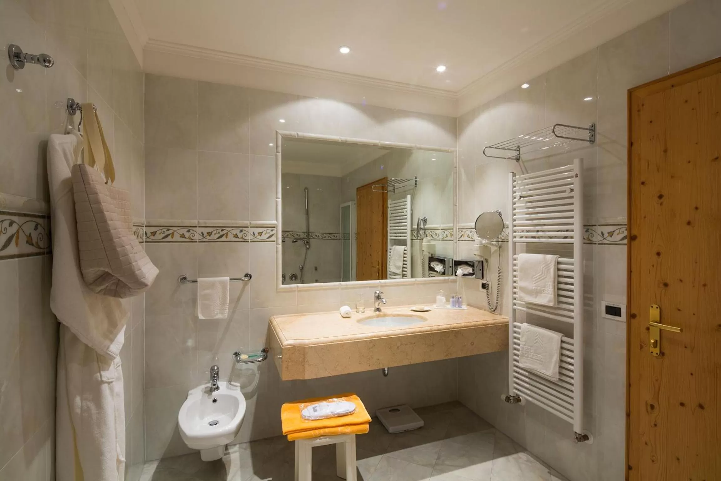 Bathroom in Hotel Sassongher