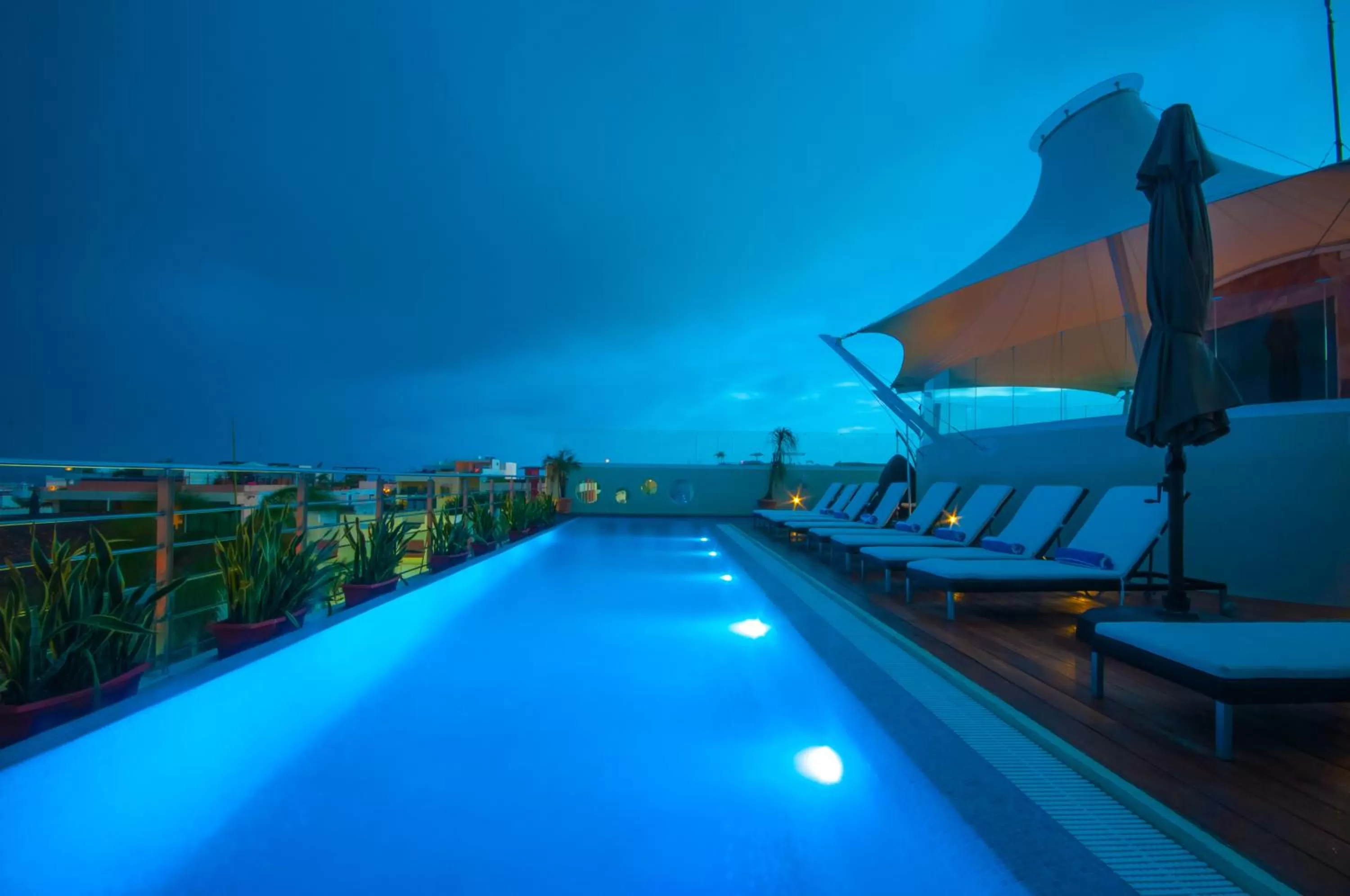 Swimming pool in Senses Quinta Avenida Adults Only Hotel By Artisan