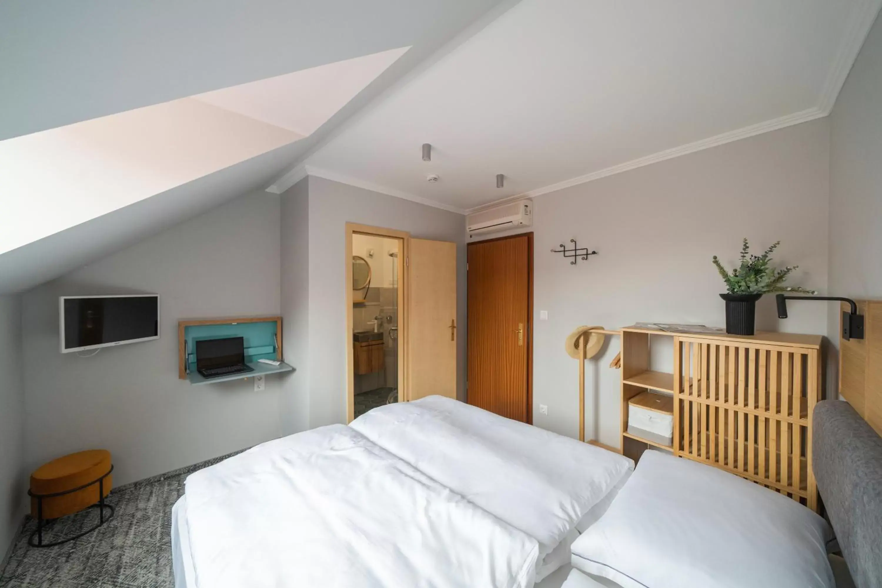 Double Room in Duett - Urban Rooms Double Room in Duett - Urban Rooms