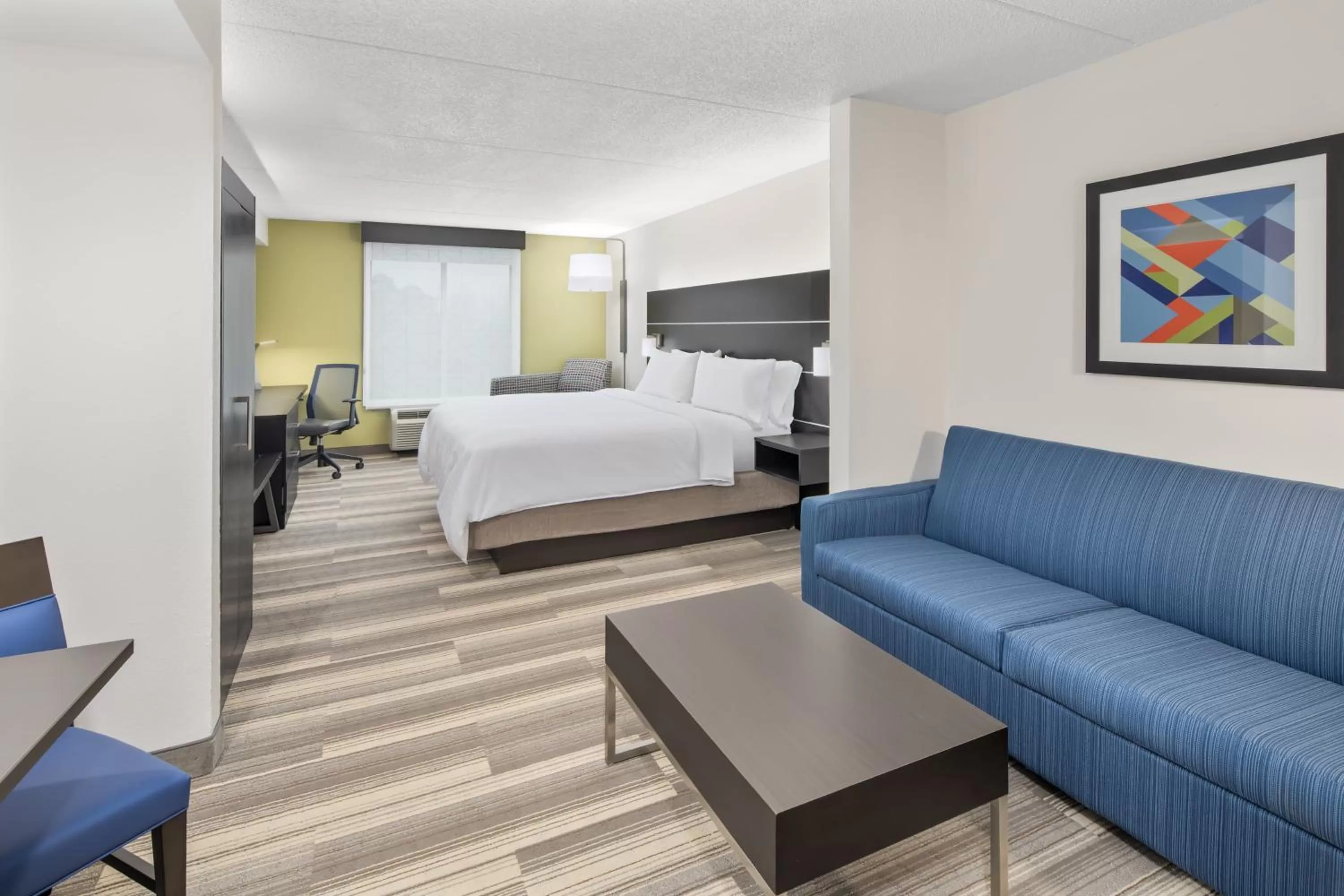 Bedroom, Bed in Holiday Inn Express & Suites Greenville-I-85 & Woodruff Rd by IHG