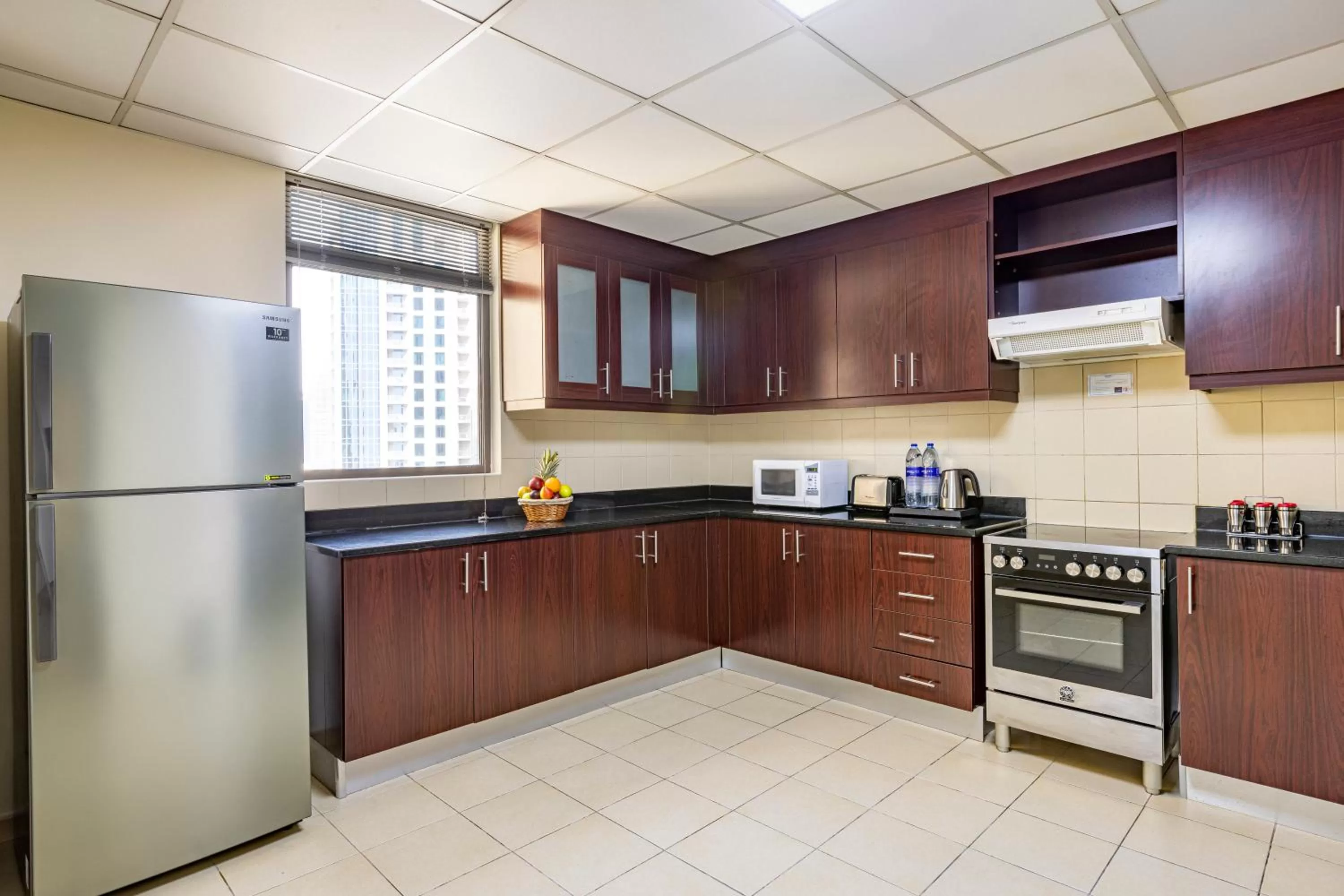 Kitchen or kitchenette in Roda Amwaj Suites Jumeirah Beach Residence