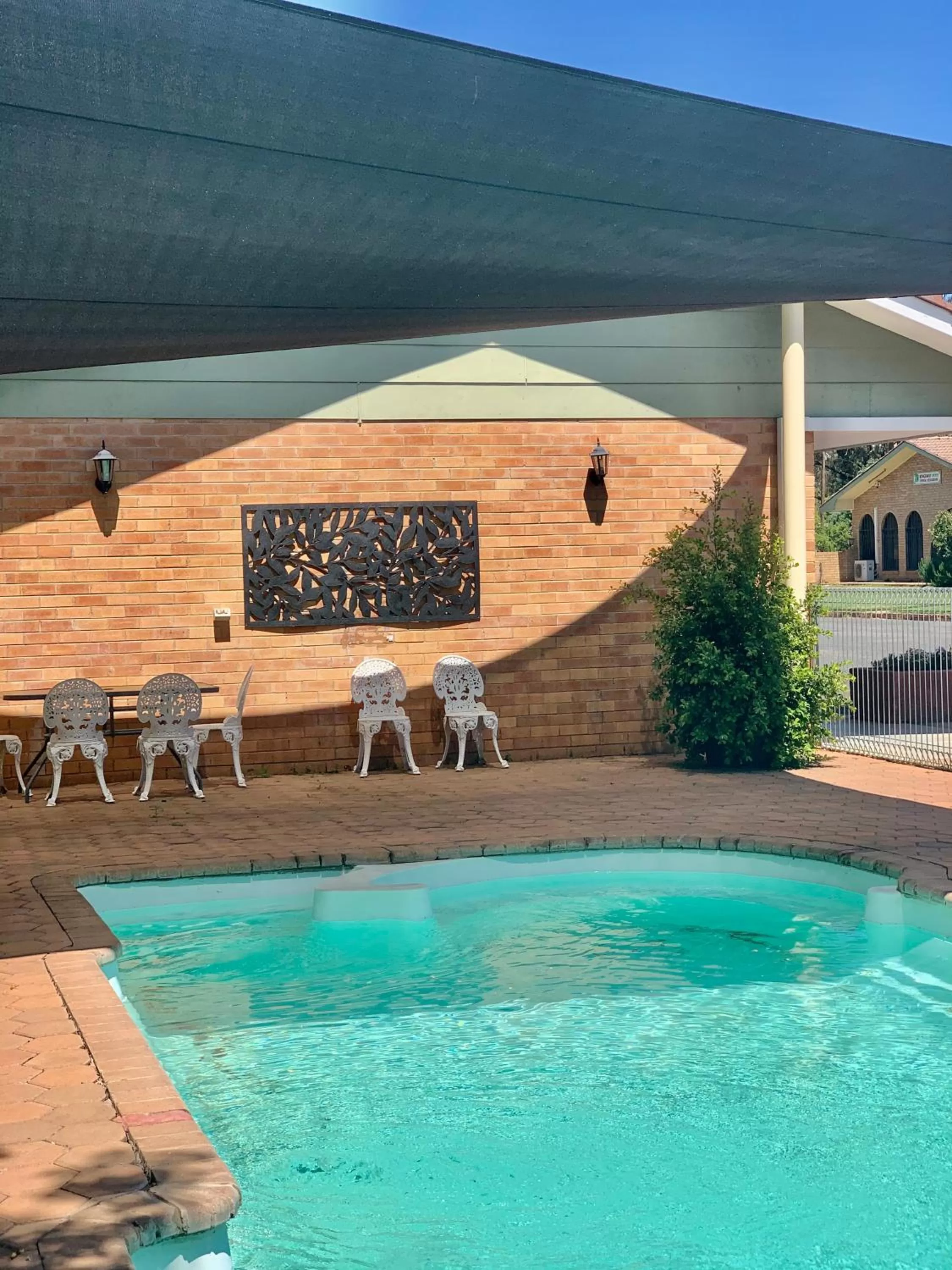 Swimming pool in Gilgandra Motel