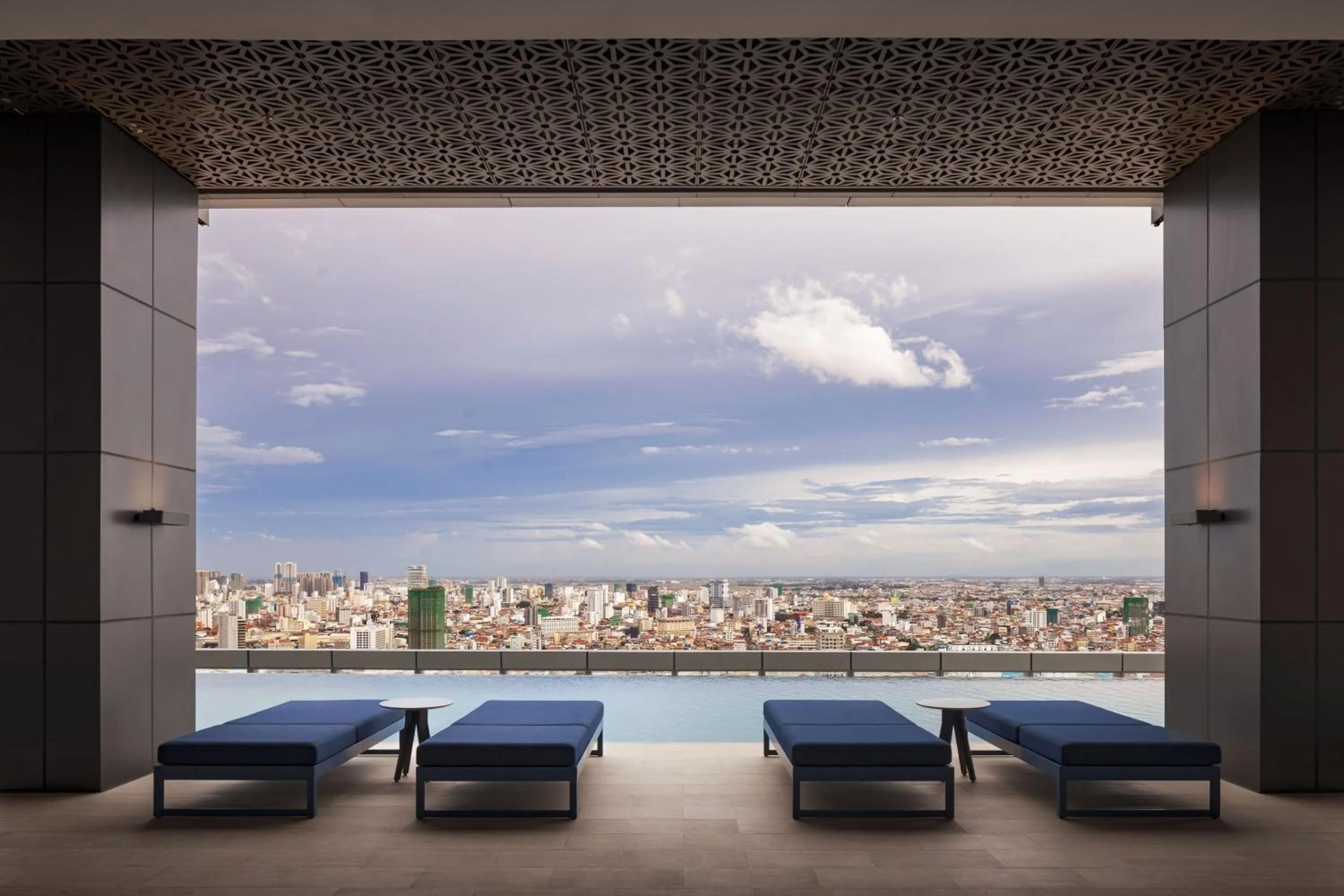 Swimming pool in Fairfield by Marriott Phnom Penh