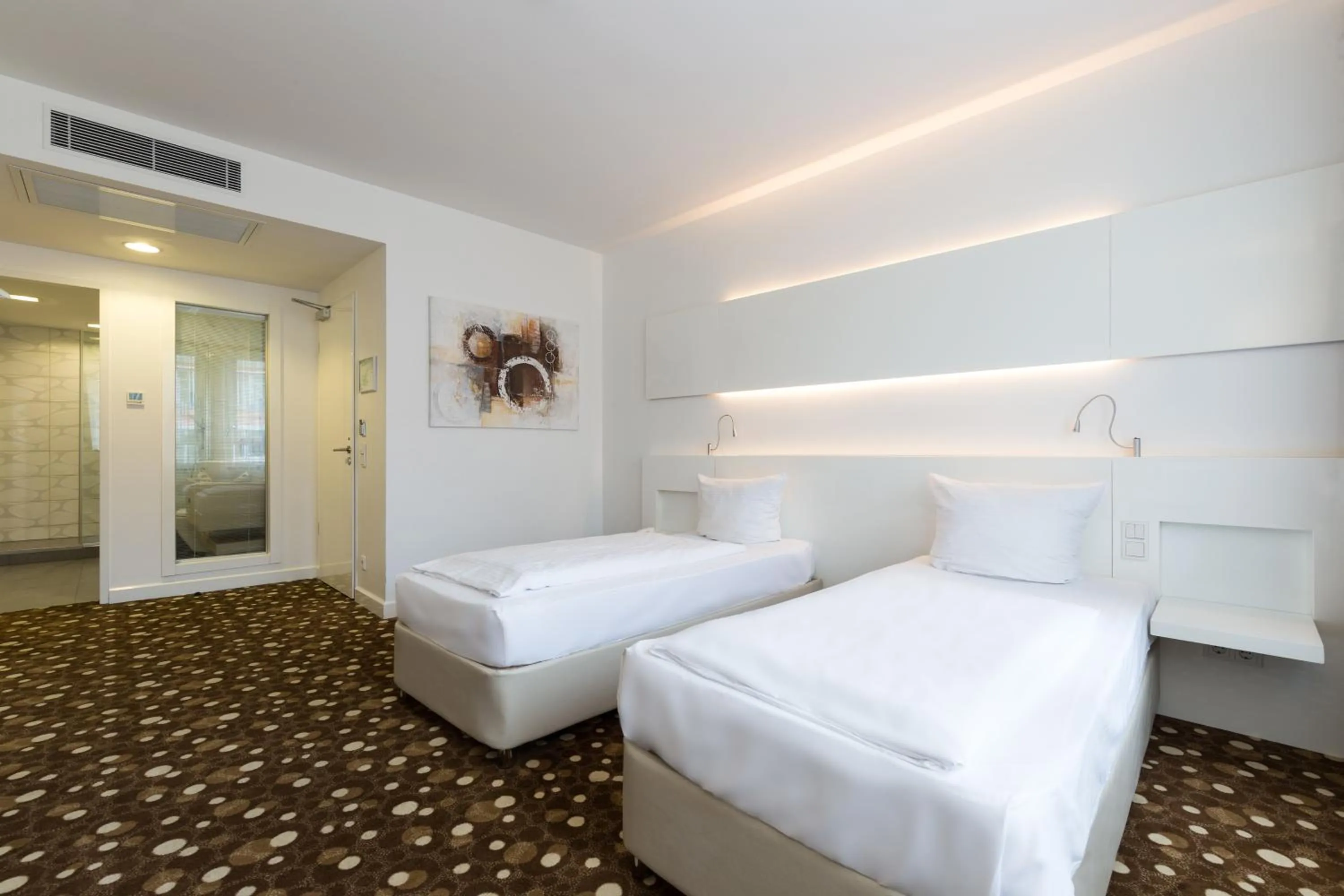 Photo of the whole room, Bed in Hotel Bayer's