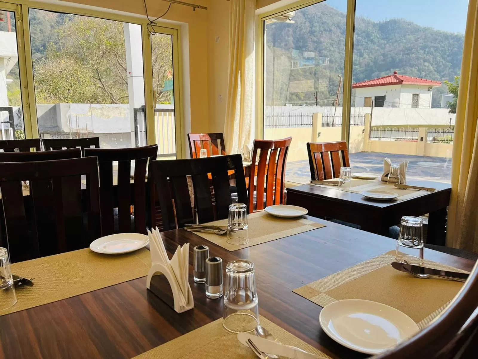 Restaurant/places to eat in Tapovan New Residency - 5 minutes walk to Laxman jhula