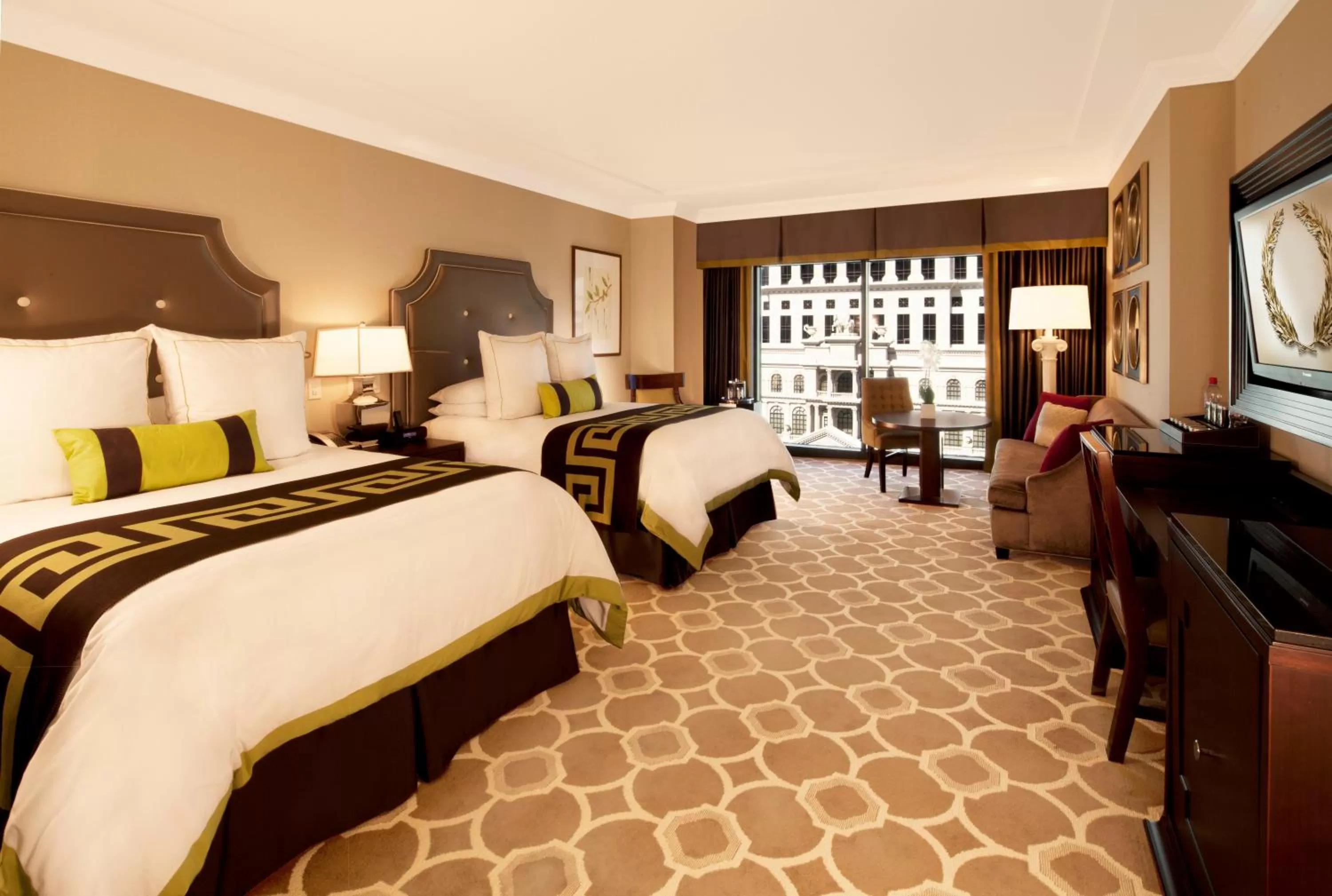 Photo of the whole room, Bed in Caesars Palace Hotel & Casino