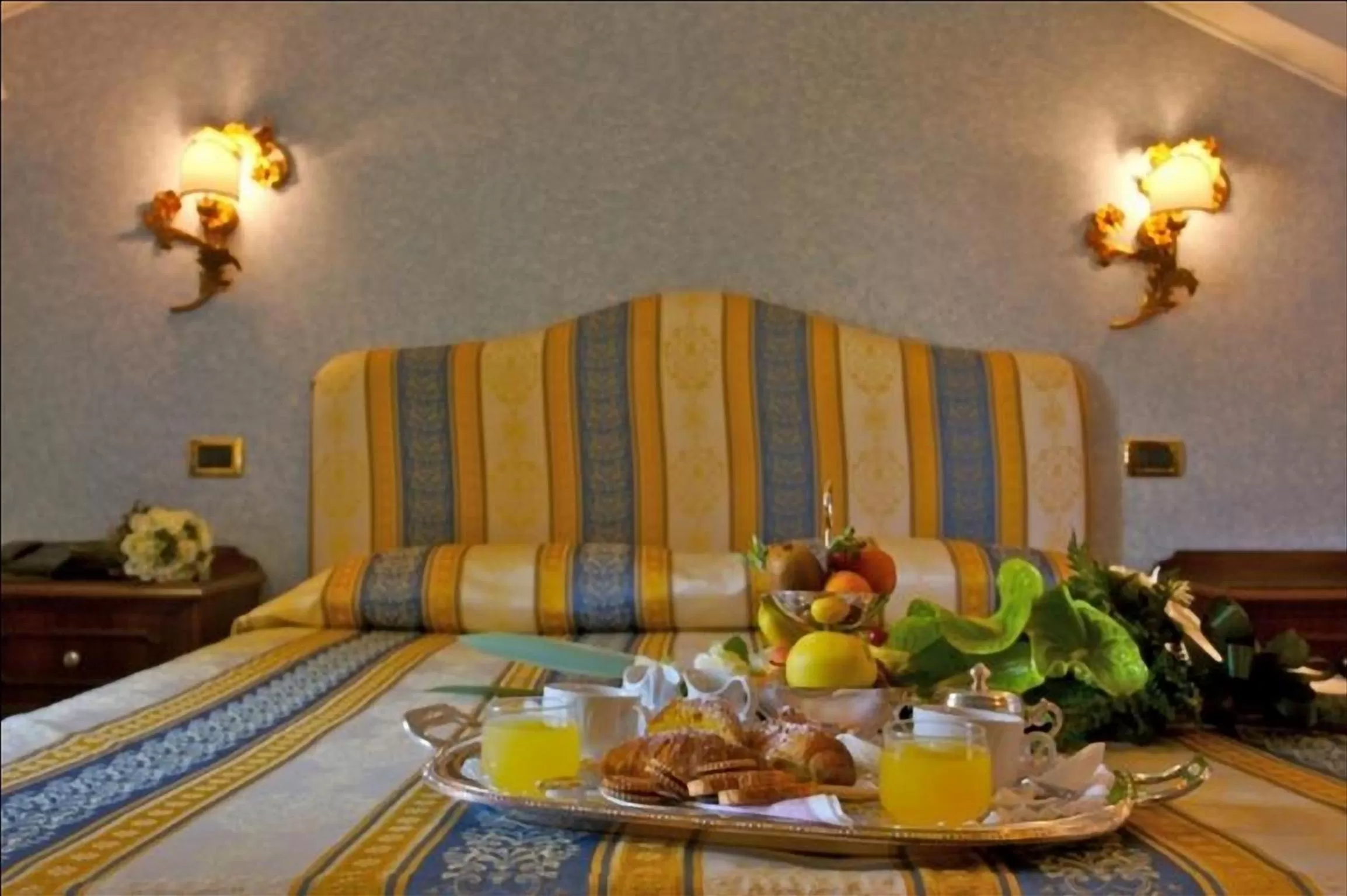 Photo of the whole room in Villa Piccola Siena