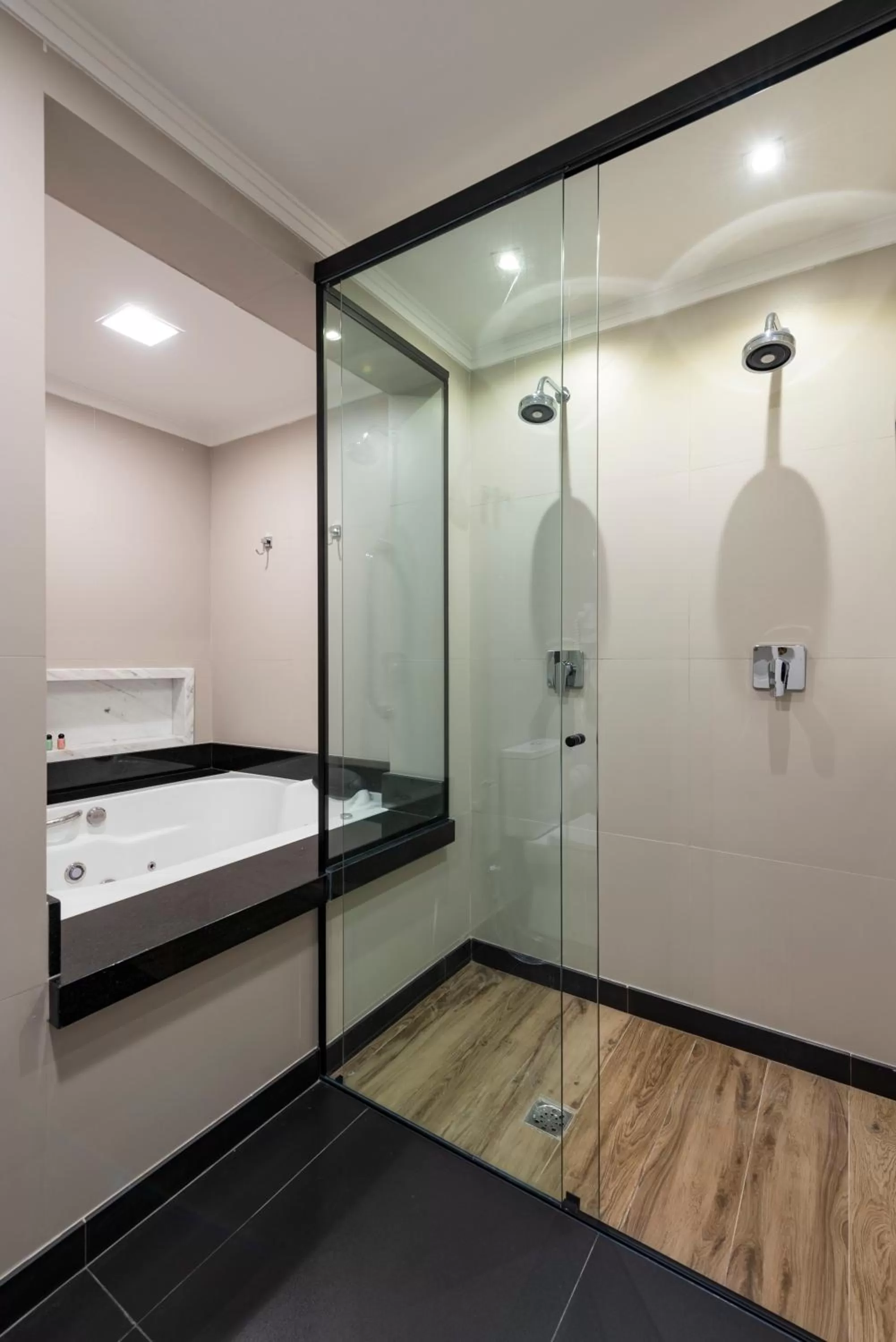 Shower in Monreale Plus Midtown Campinas