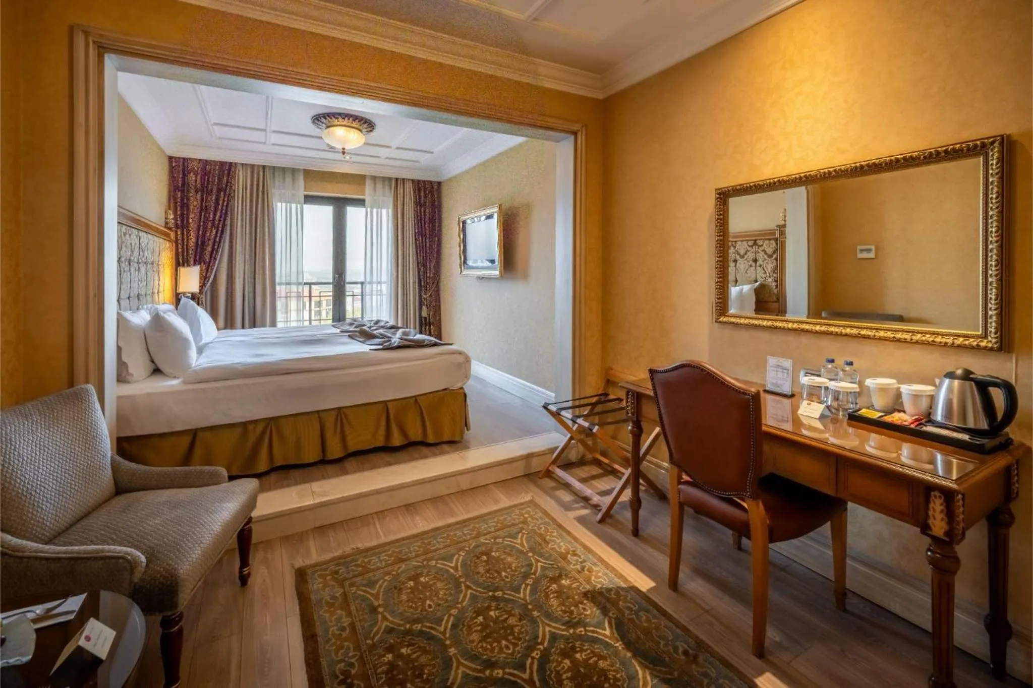 Bed in The Central Palace Taksim