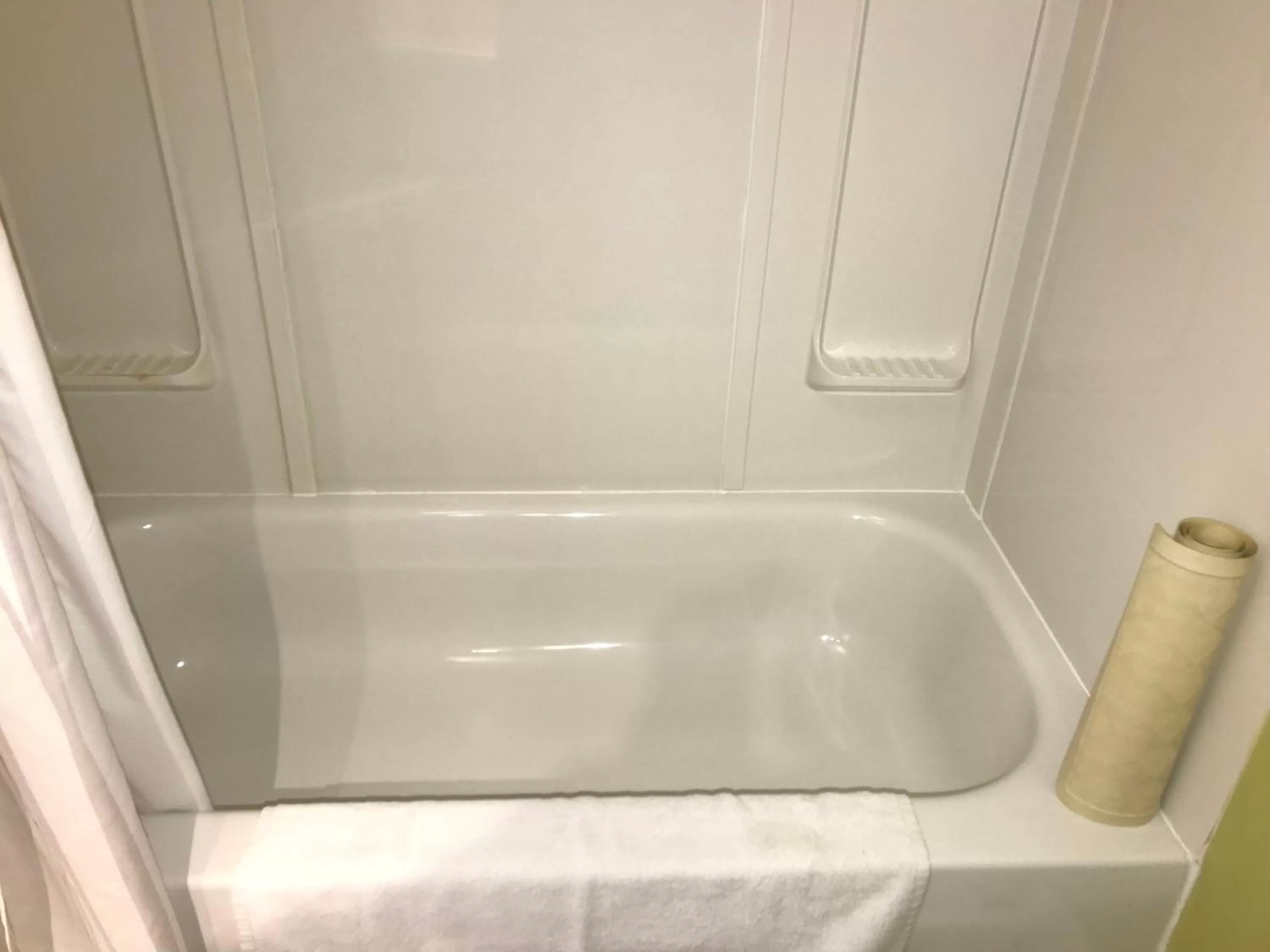 Shower in Hush Lodge and Cottages