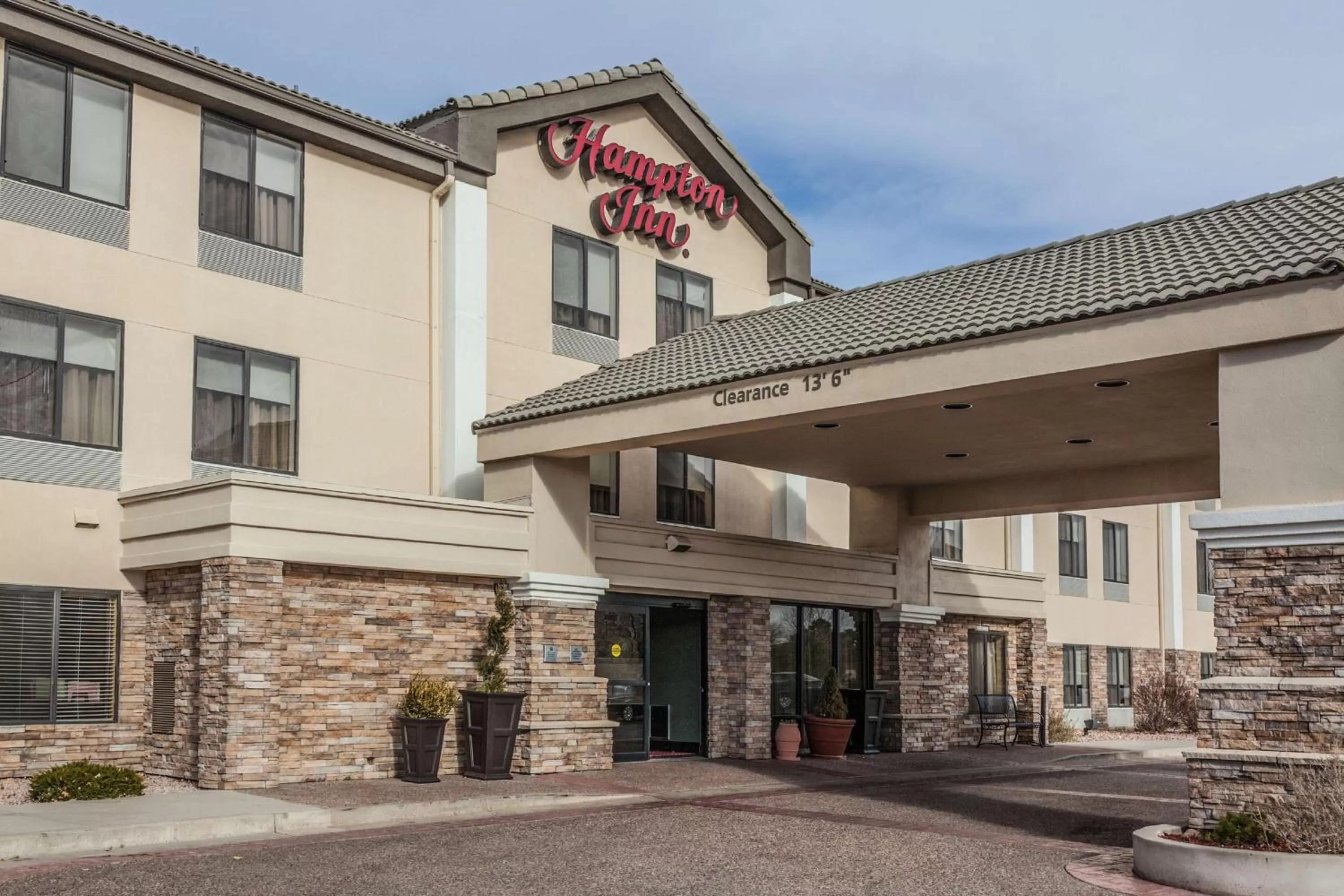 Property building in Hampton Inn Colorado Springs-Airport