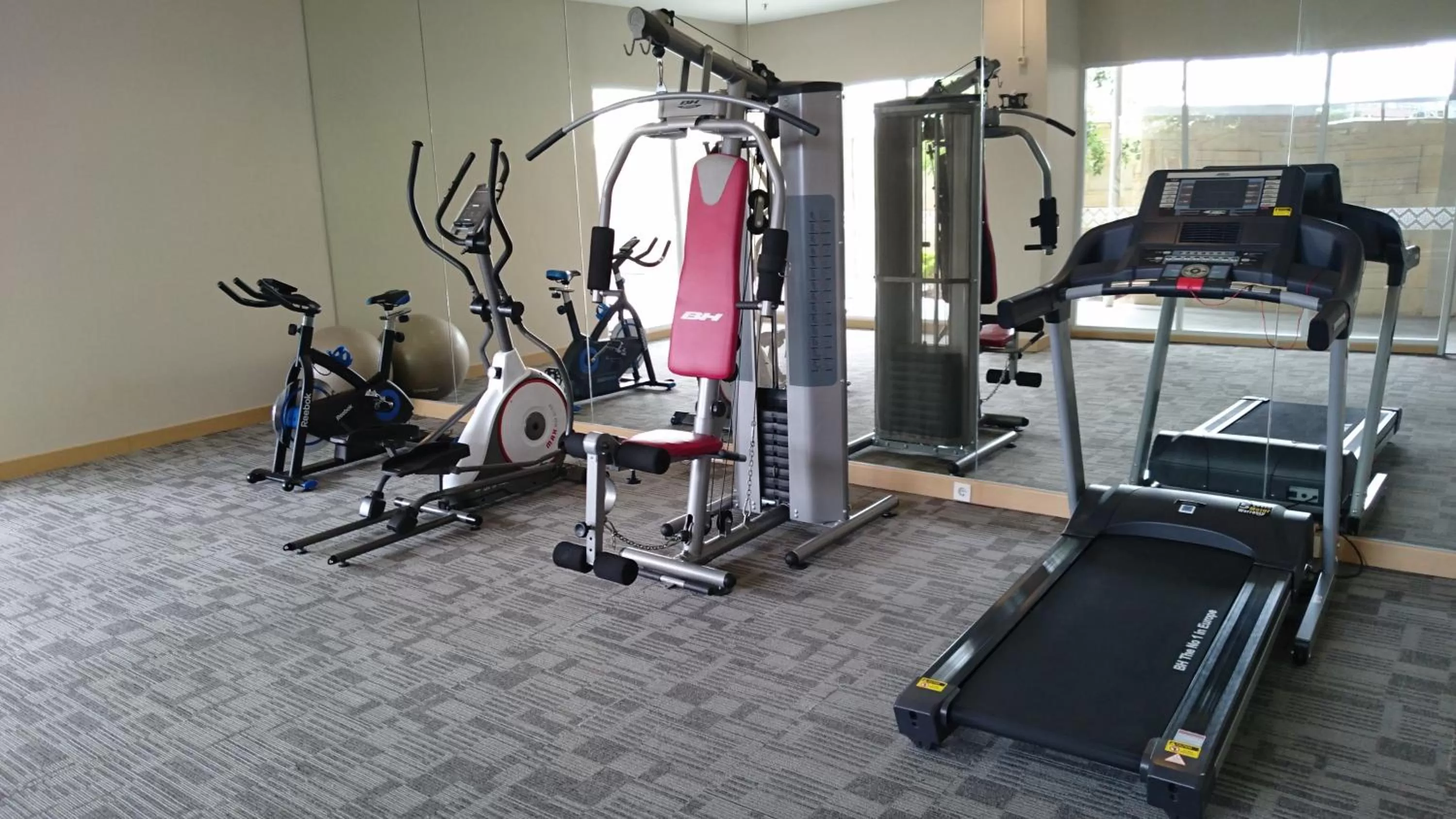 Fitness centre/facilities in Ayaka Suites