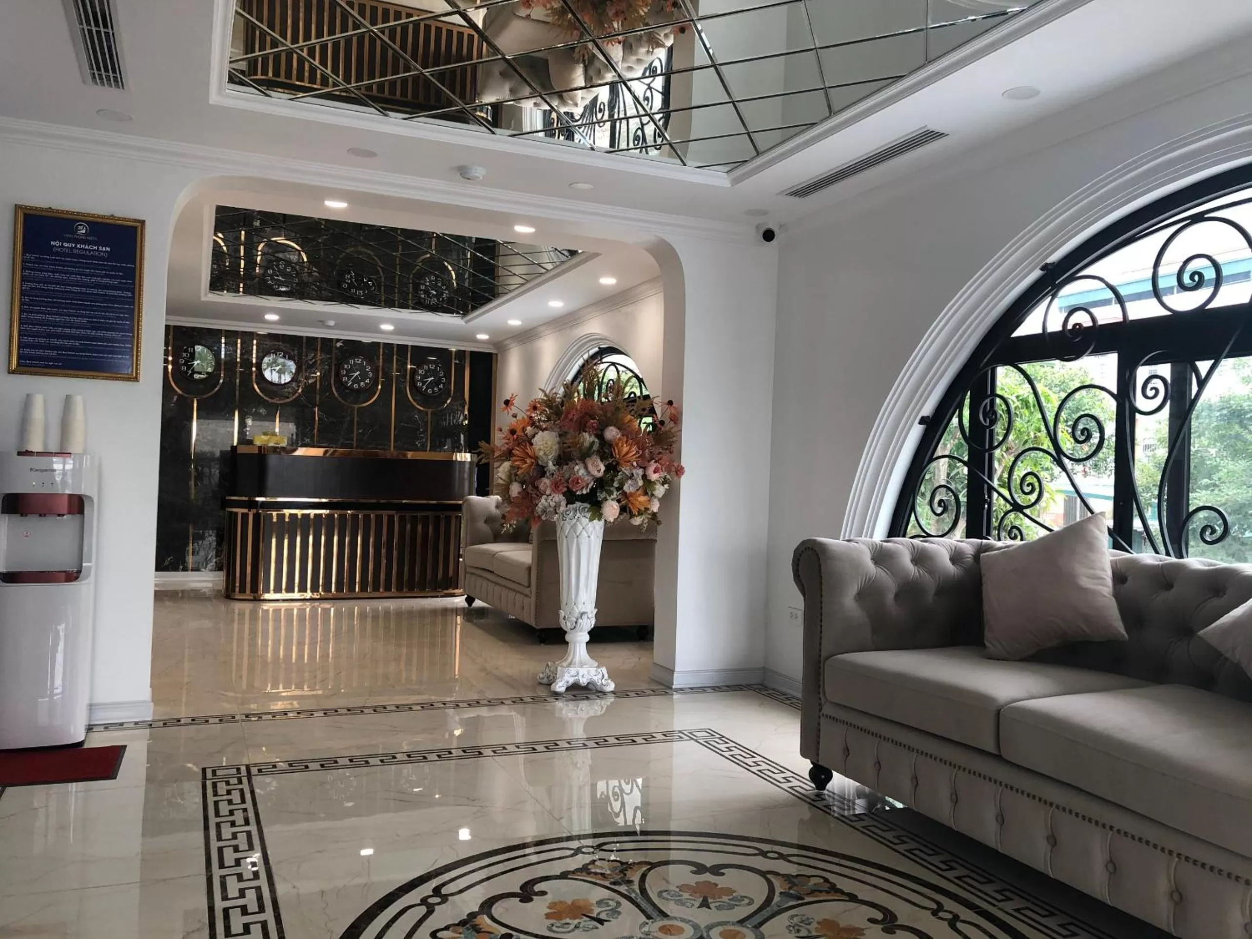 Lobby or reception in Minh Phong Hotel Ha Long