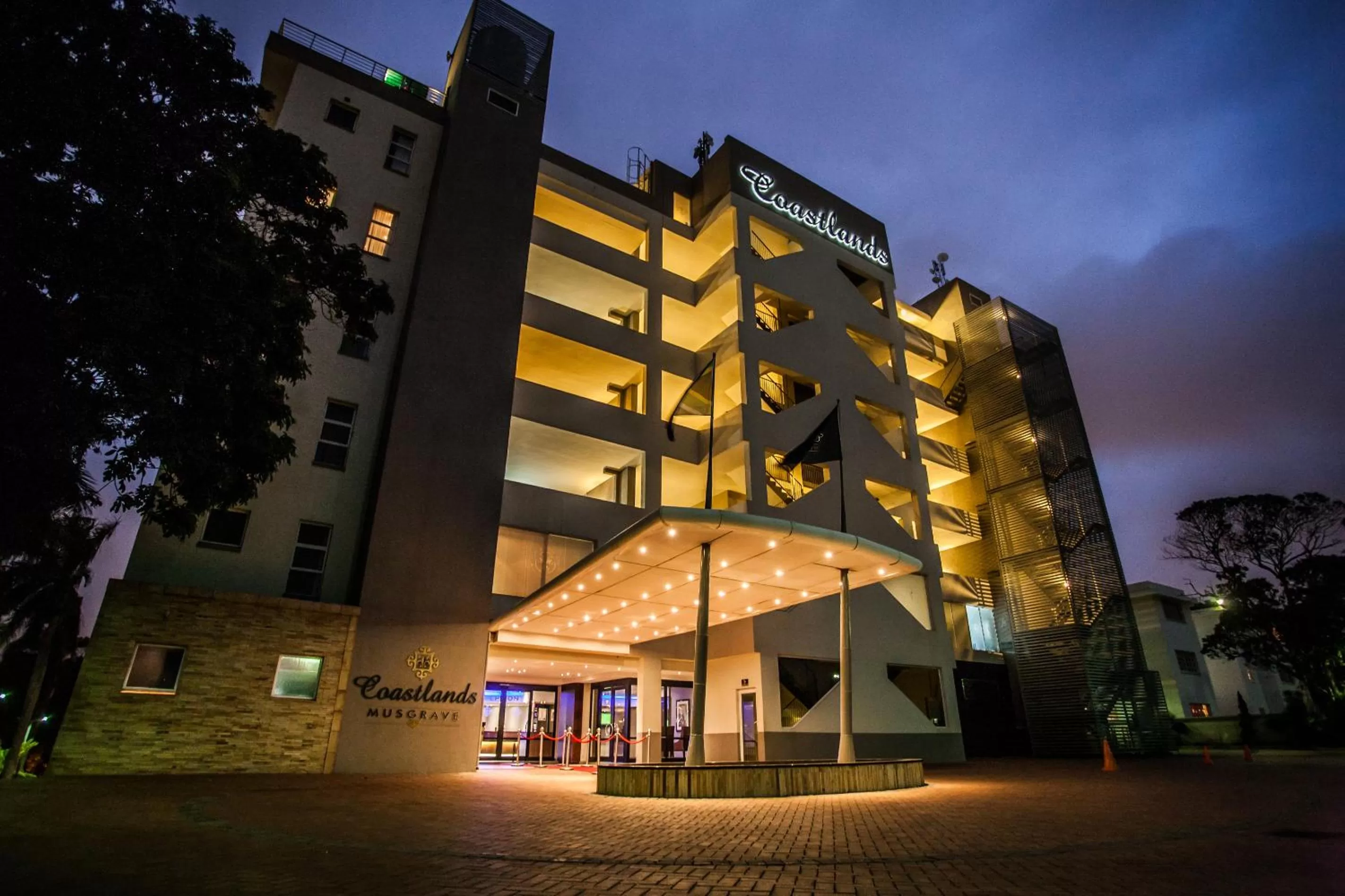 Facade/entrance in Coastlands Musgrave Hotel