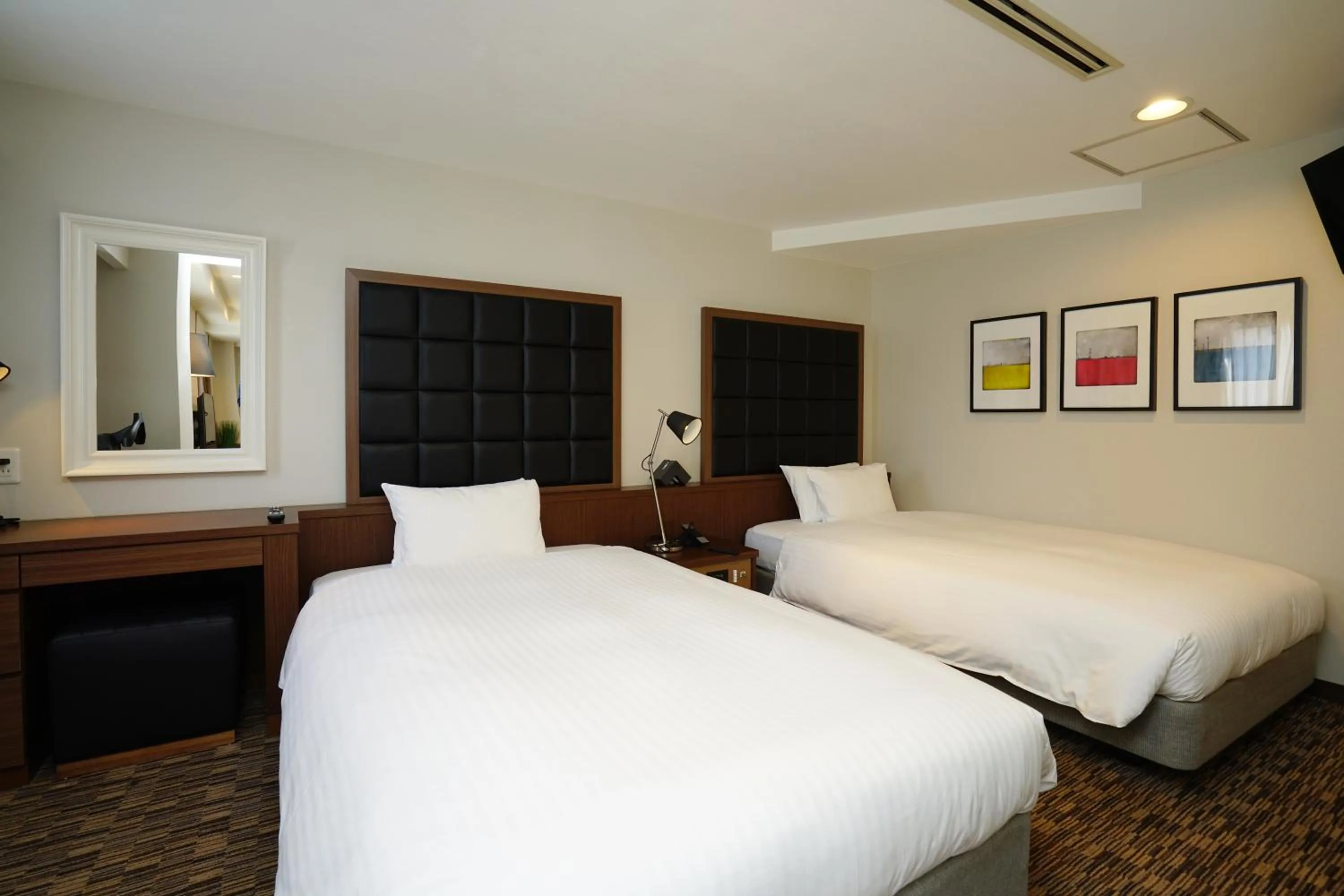 Bed in Fukuoka Toei Hotel