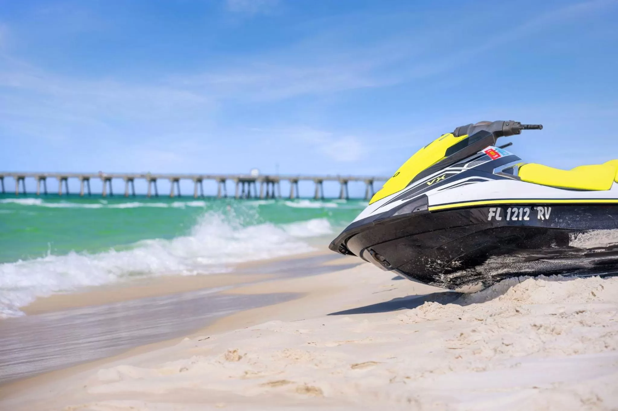 Entertainment in Beach Tower Beachfront Hotel, a By The Sea Resort