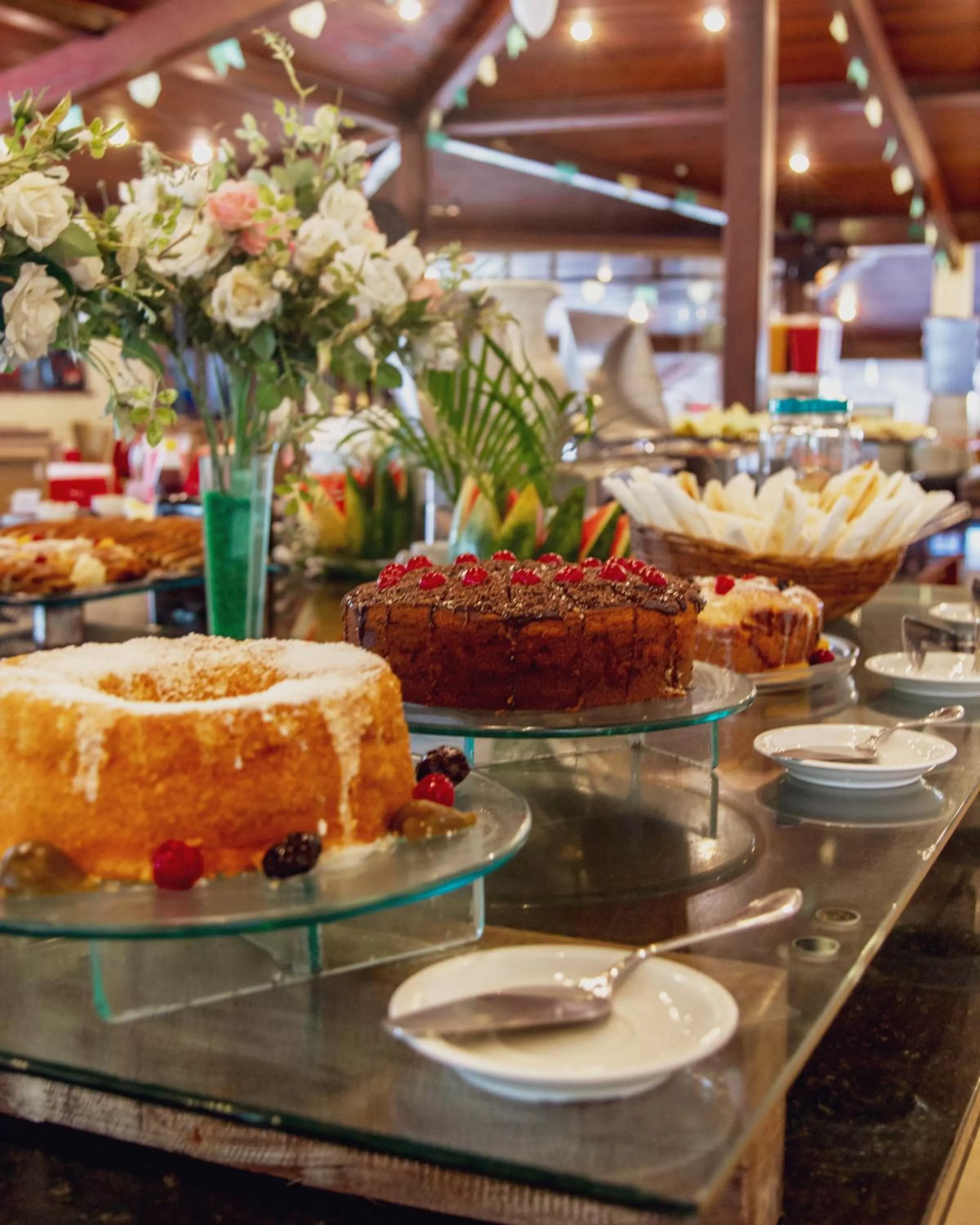 Breakfast in Bosque do Porto Praia Hotel