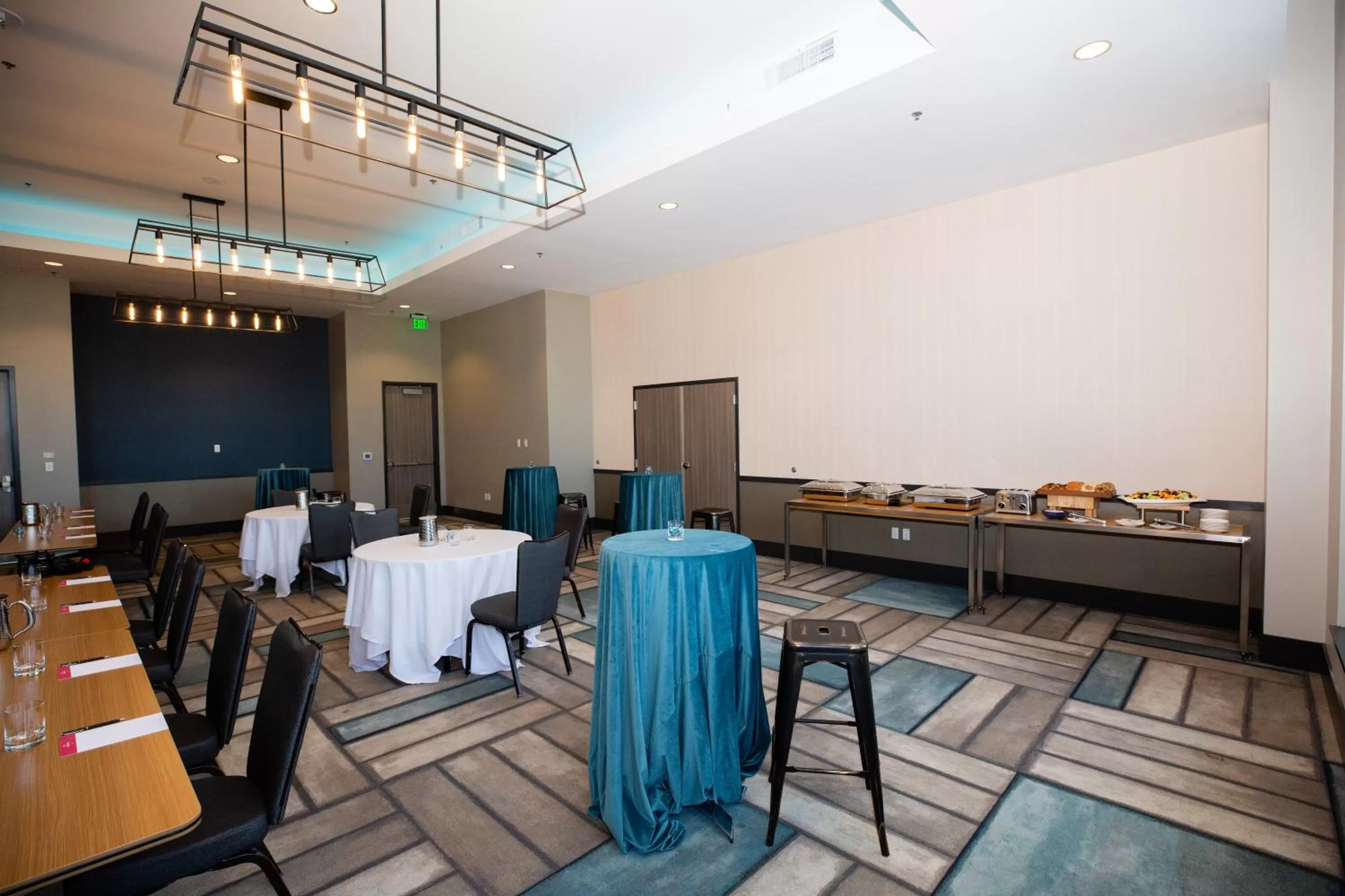 Banquet/Function facilities in Hotel Indigo Seattle Everett Waterfront Place by IHG