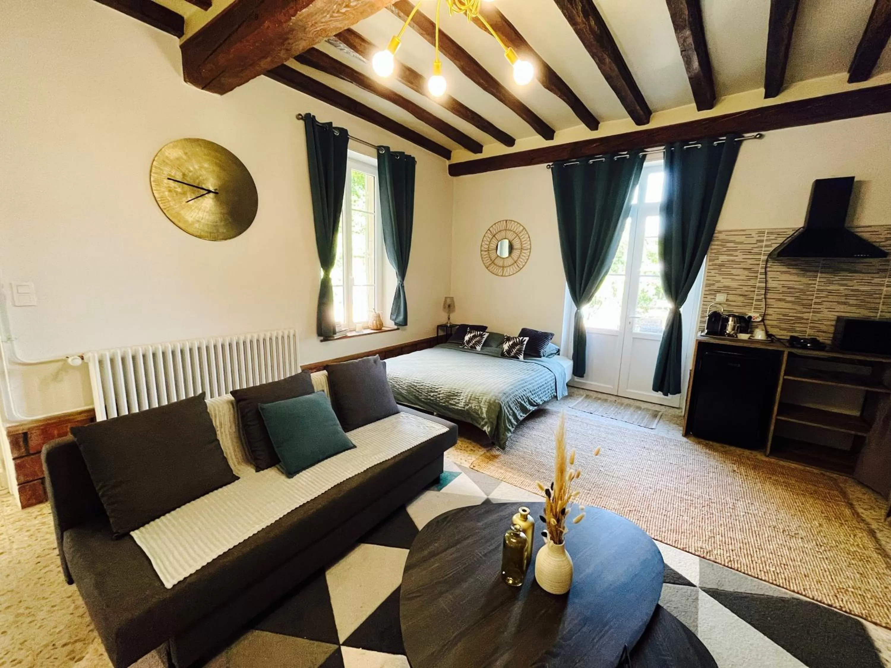 Bedroom, Seating Area in CASA ALTEA
