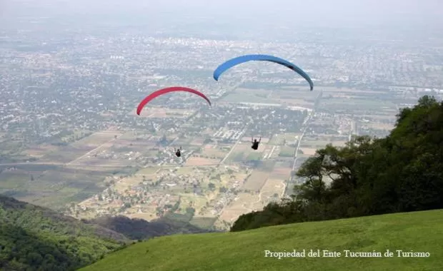 Text overlay in Lorenzo Suites Hotel