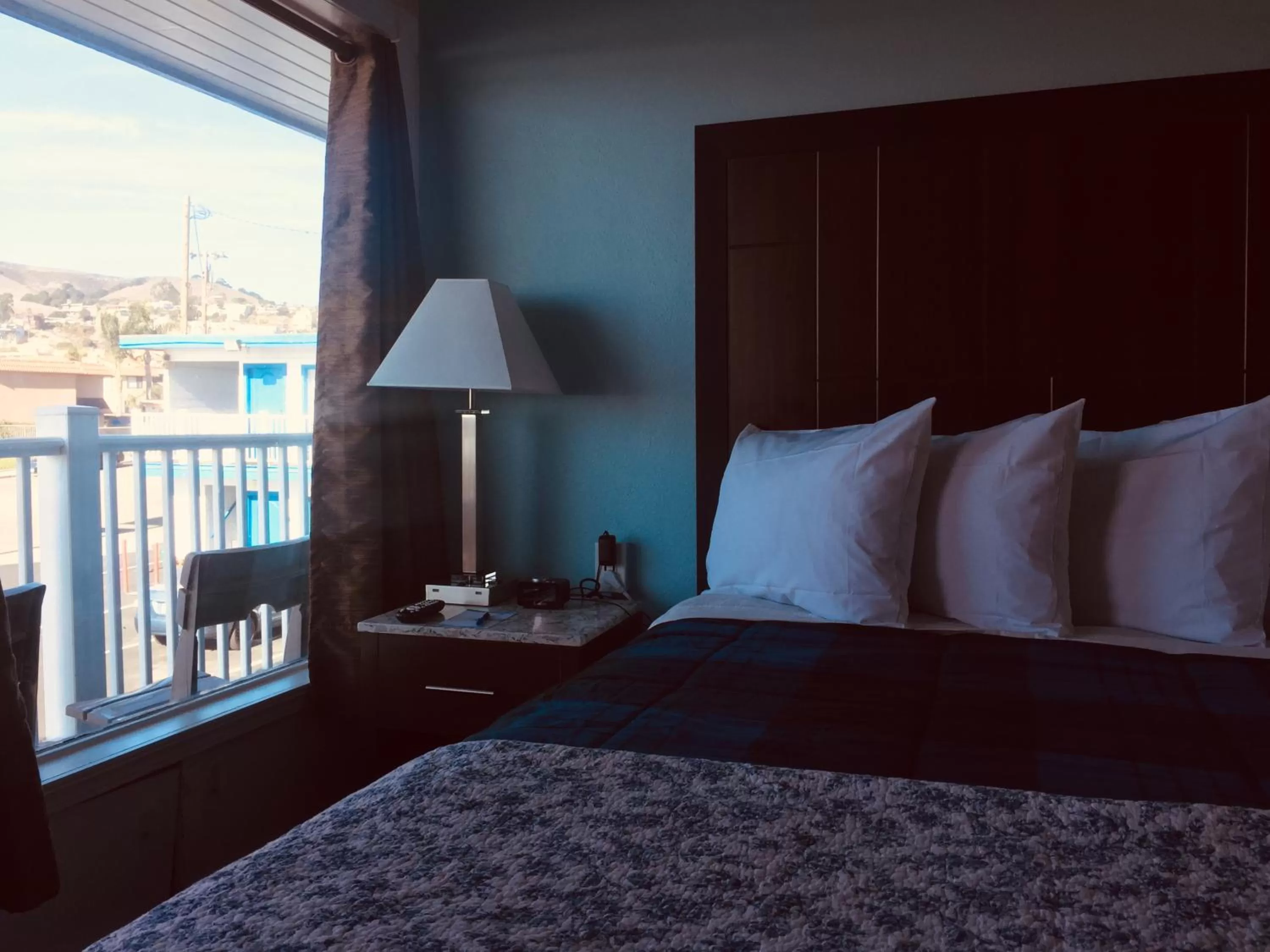 Bed in Dolphin Cove Motel