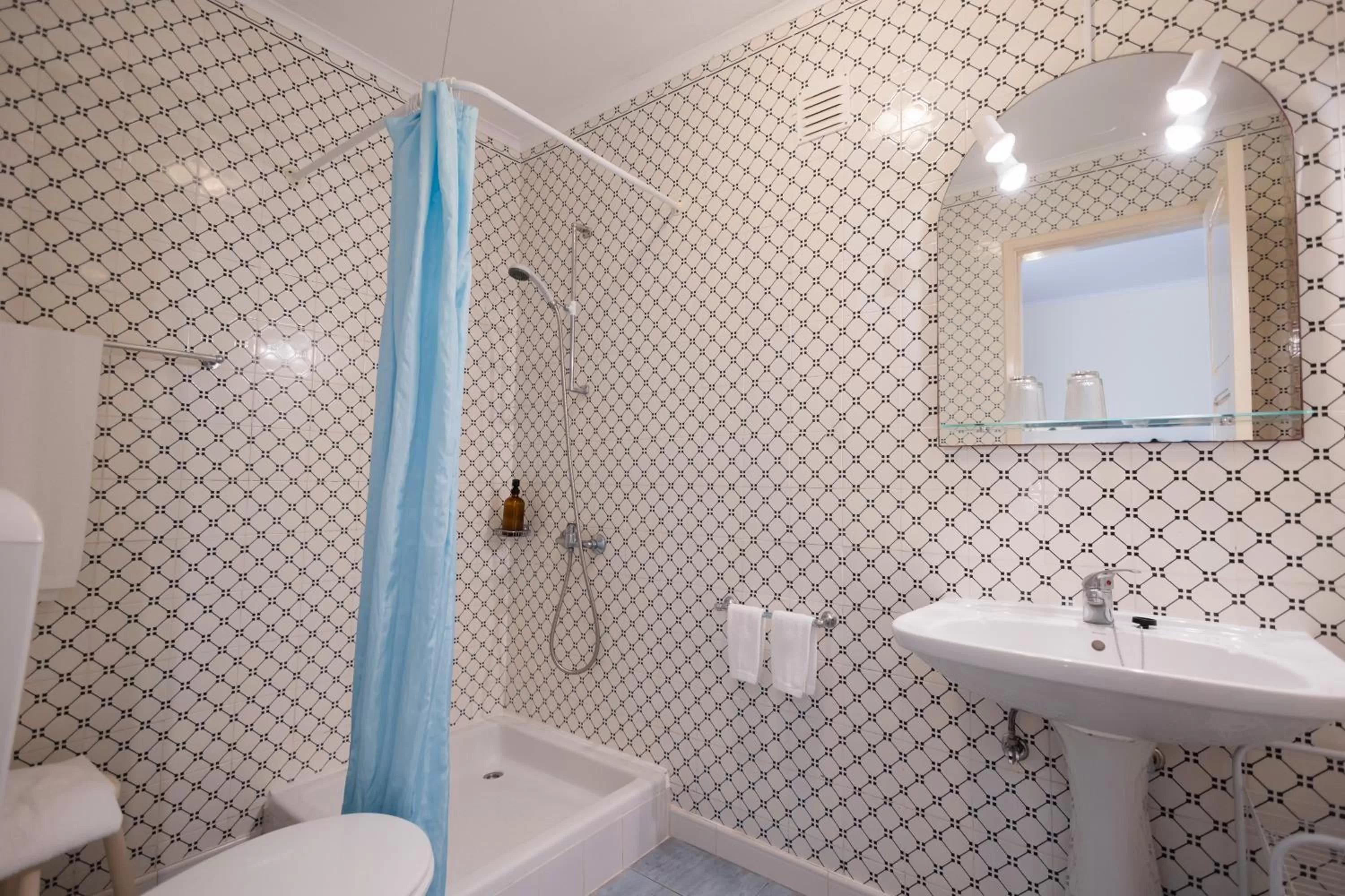 Twin Room in Solar de Lalém