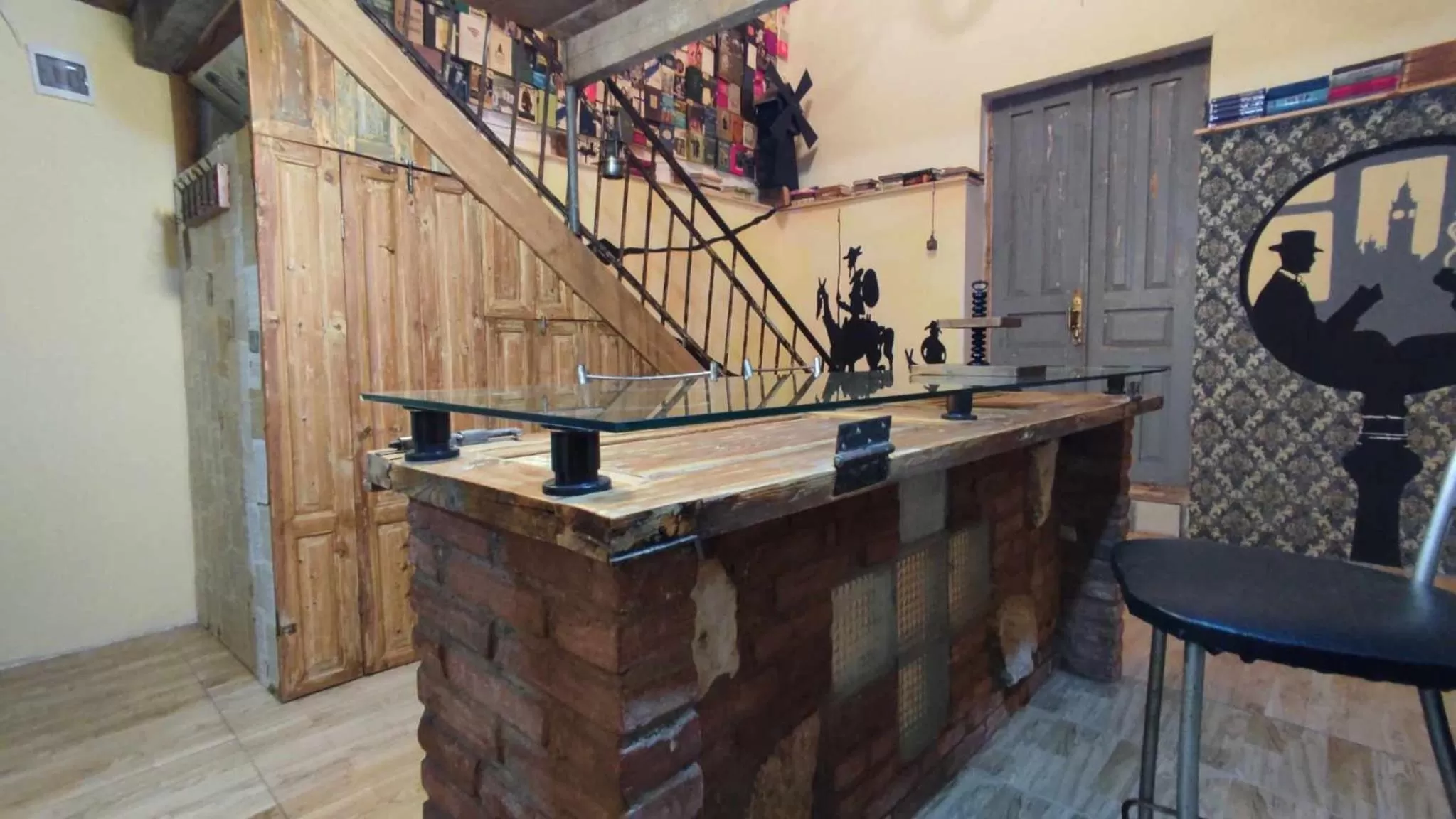 Living room, Lobby/Reception in Book Hotel