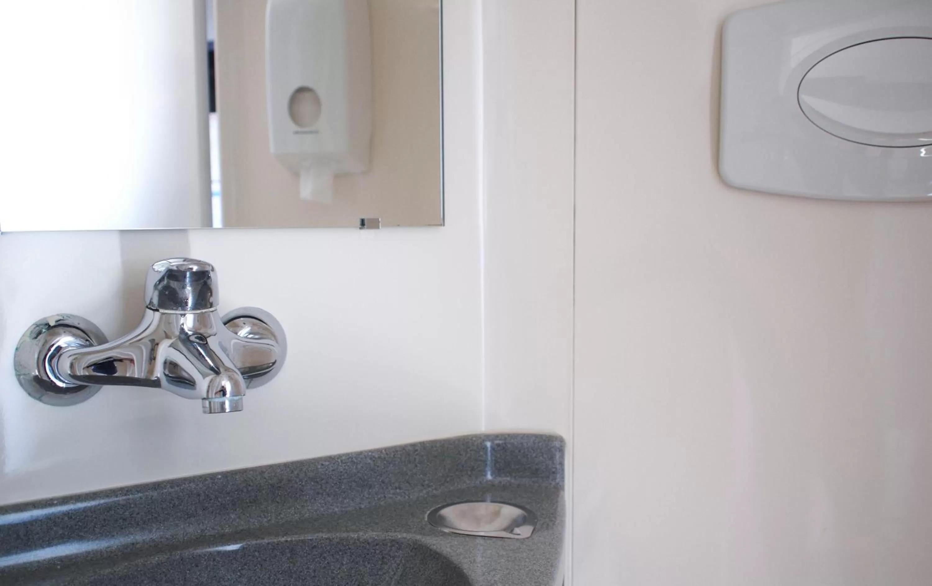 Bathroom in Premiere Classe Niort Est - Chauray