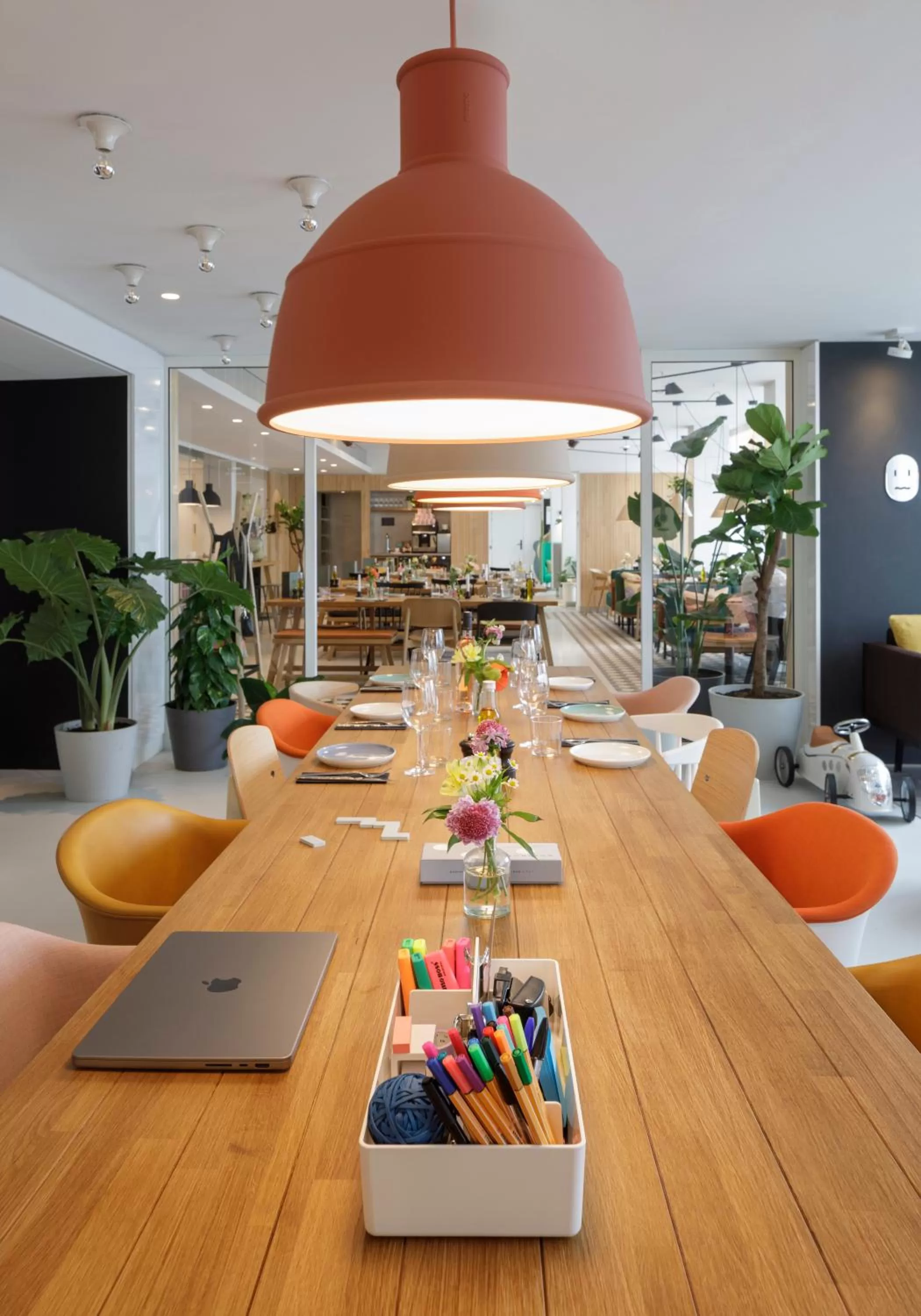 Lobby or reception in Zoku Paris