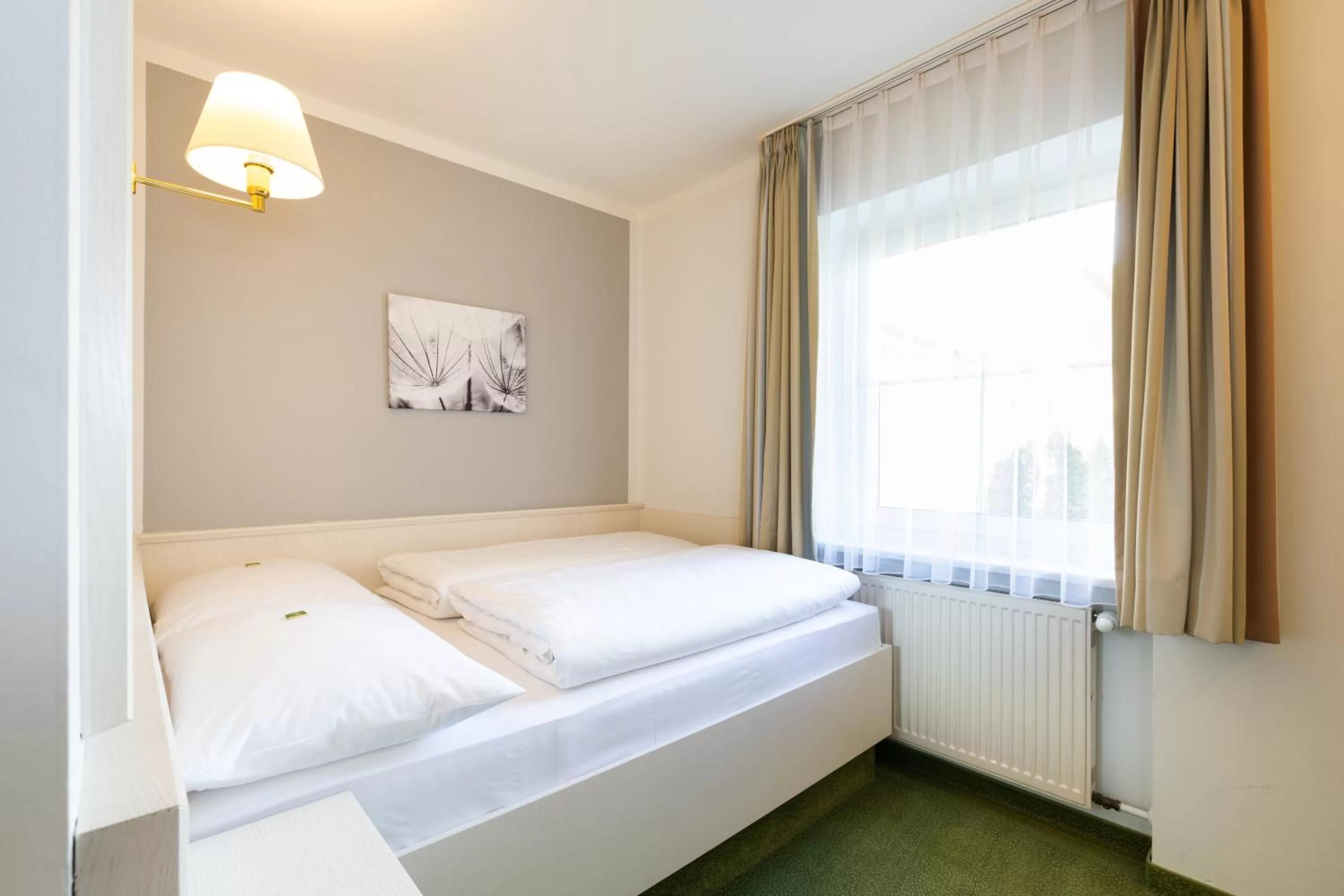 Bed in Landhotel-Restaurant Huberhof Allershausen