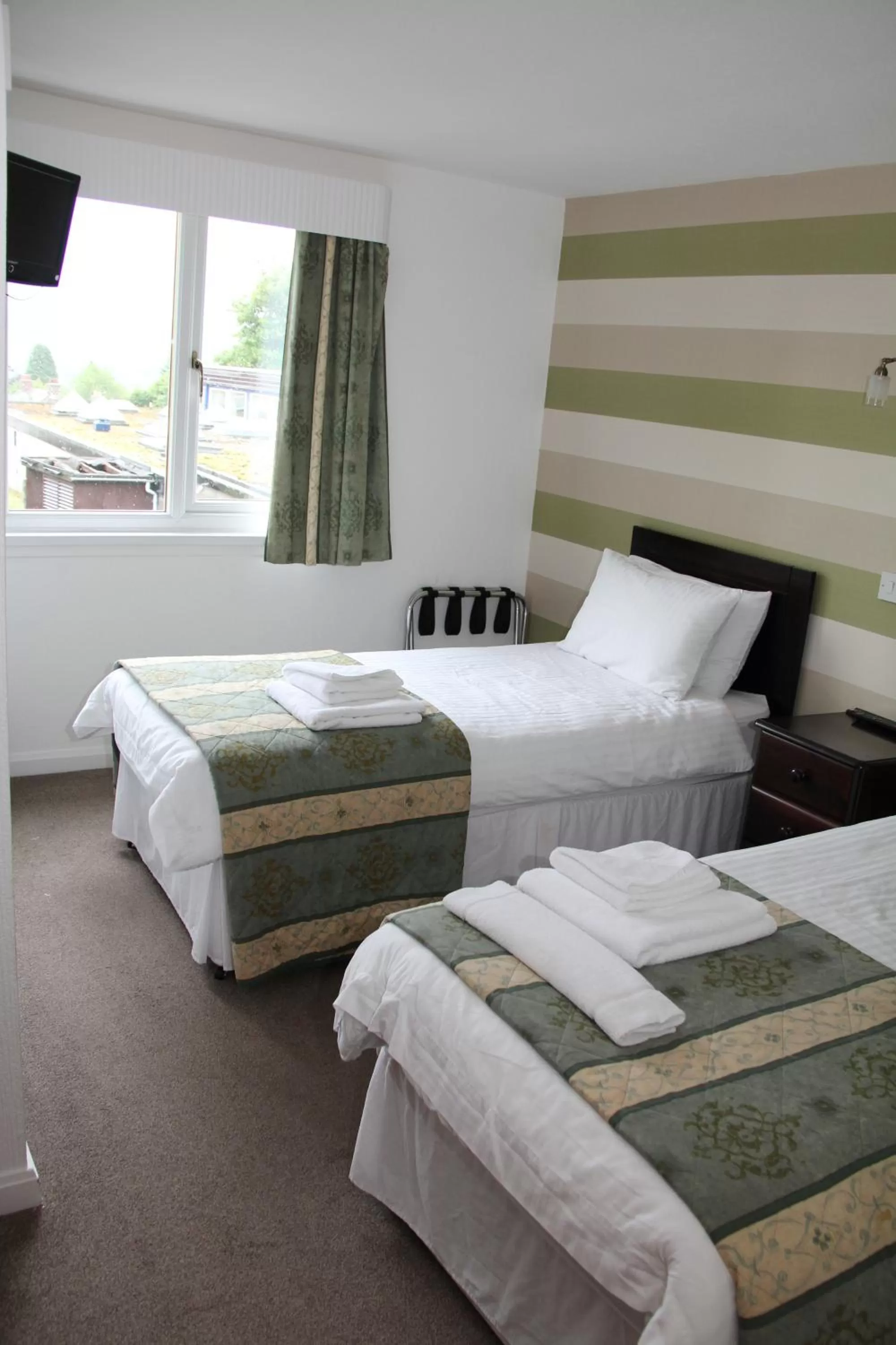 Bed in Ravenswood Social Club