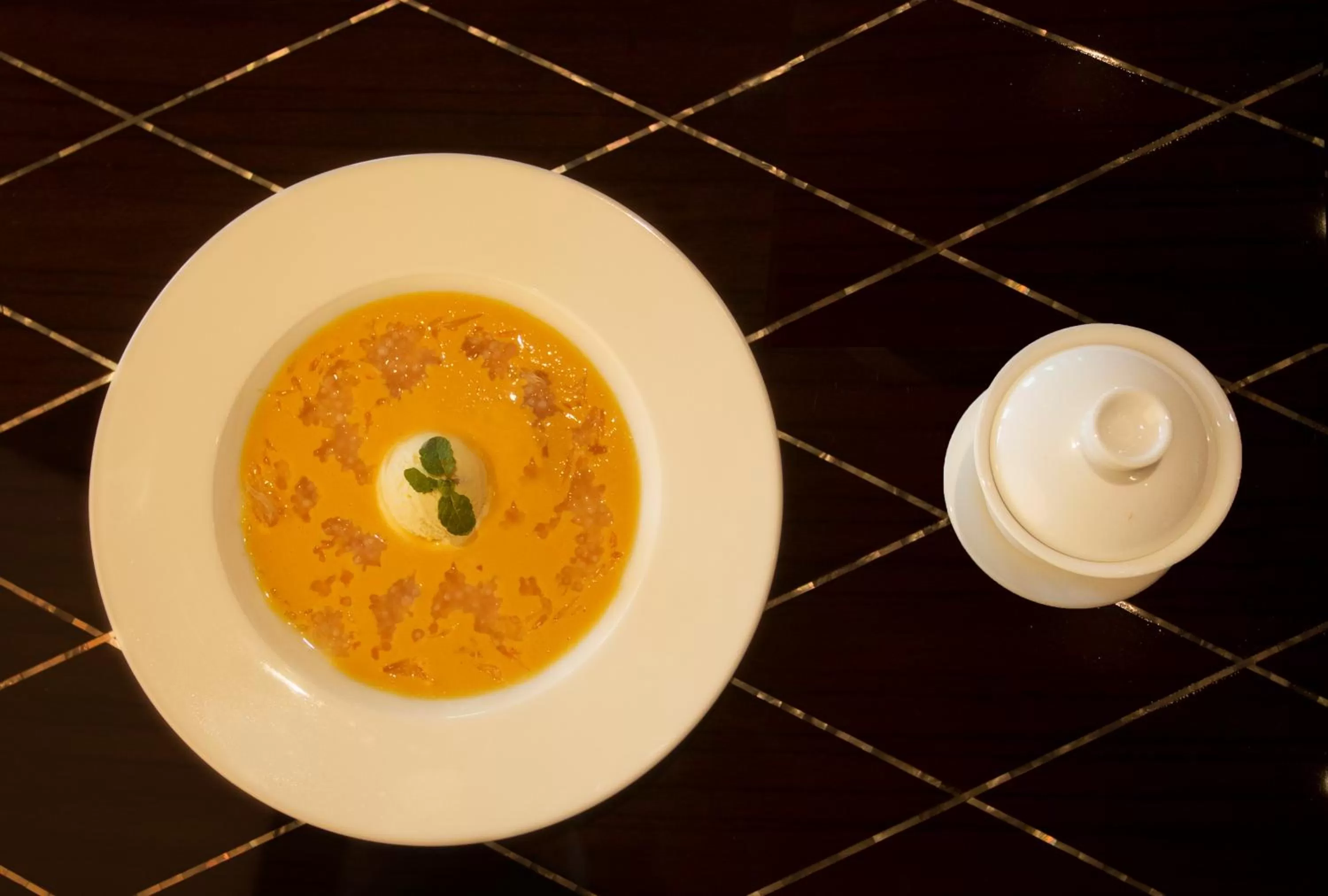 Restaurant/places to eat in Taj Palace, New Delhi