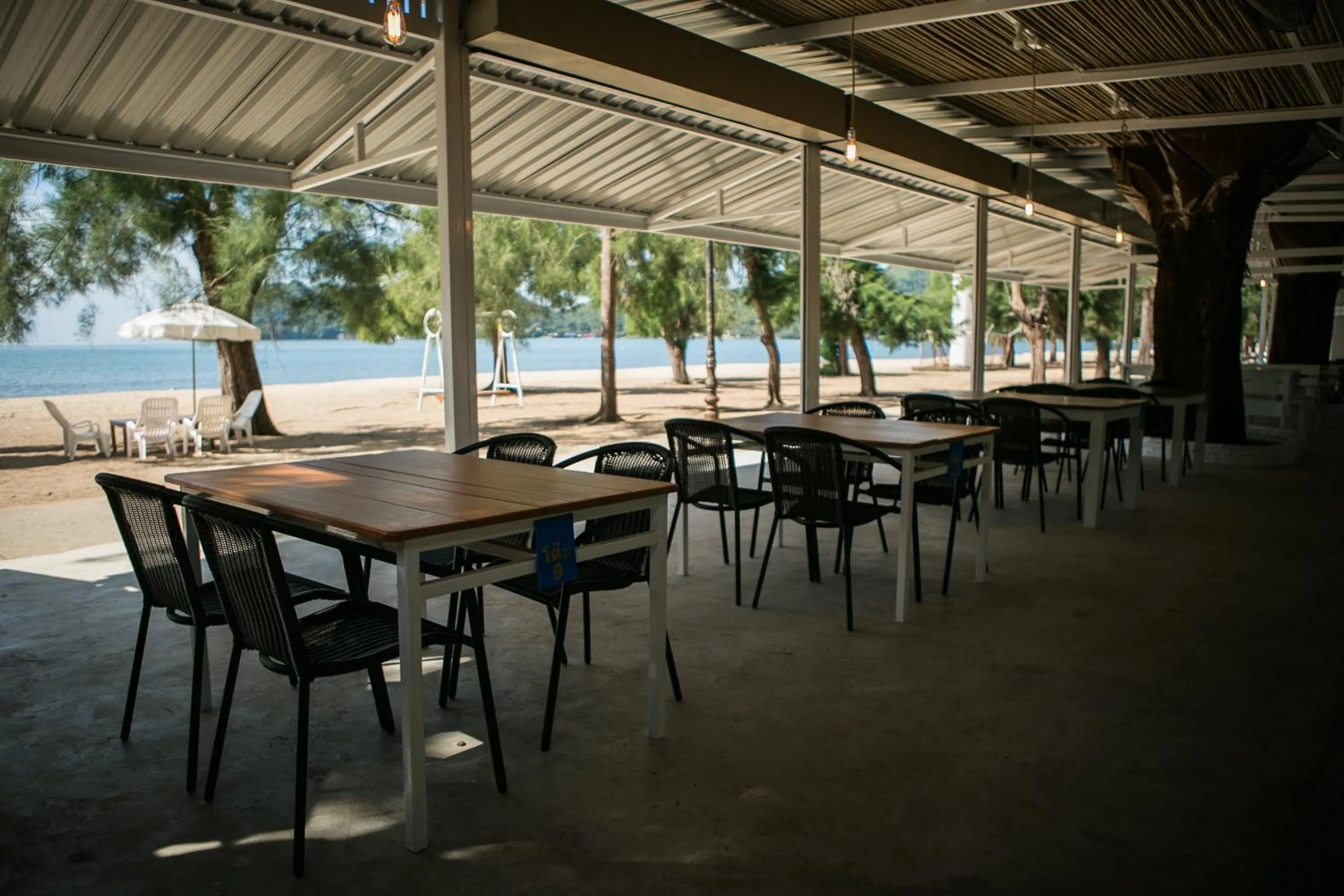 Restaurant/places to eat in Nisasiri Boutique Resort