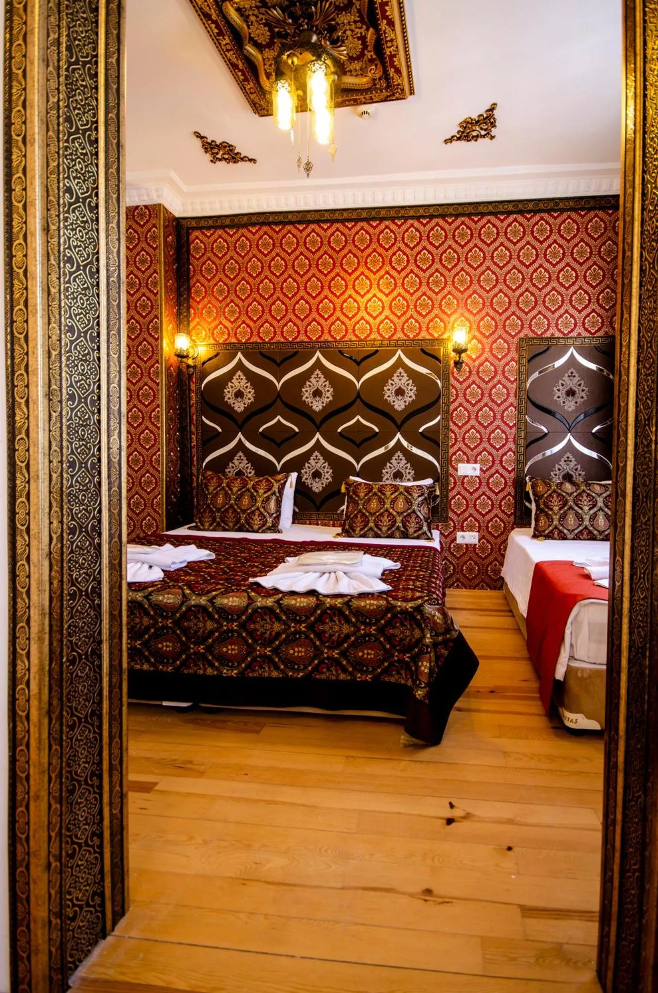 Bed in Paris Garden Hotel Istanbul