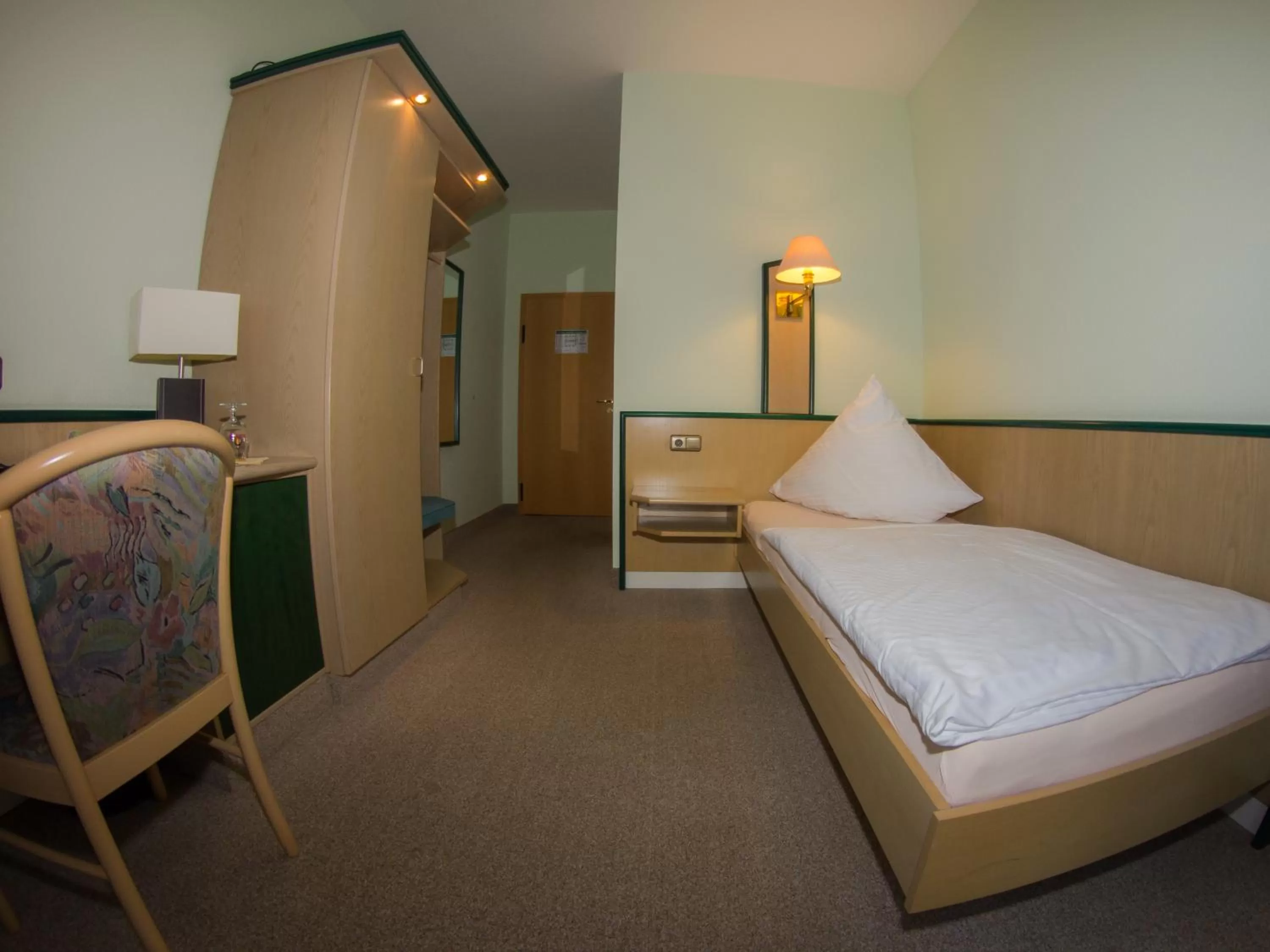 Photo of the whole room, Bed in Parkhotel Schönewalde
