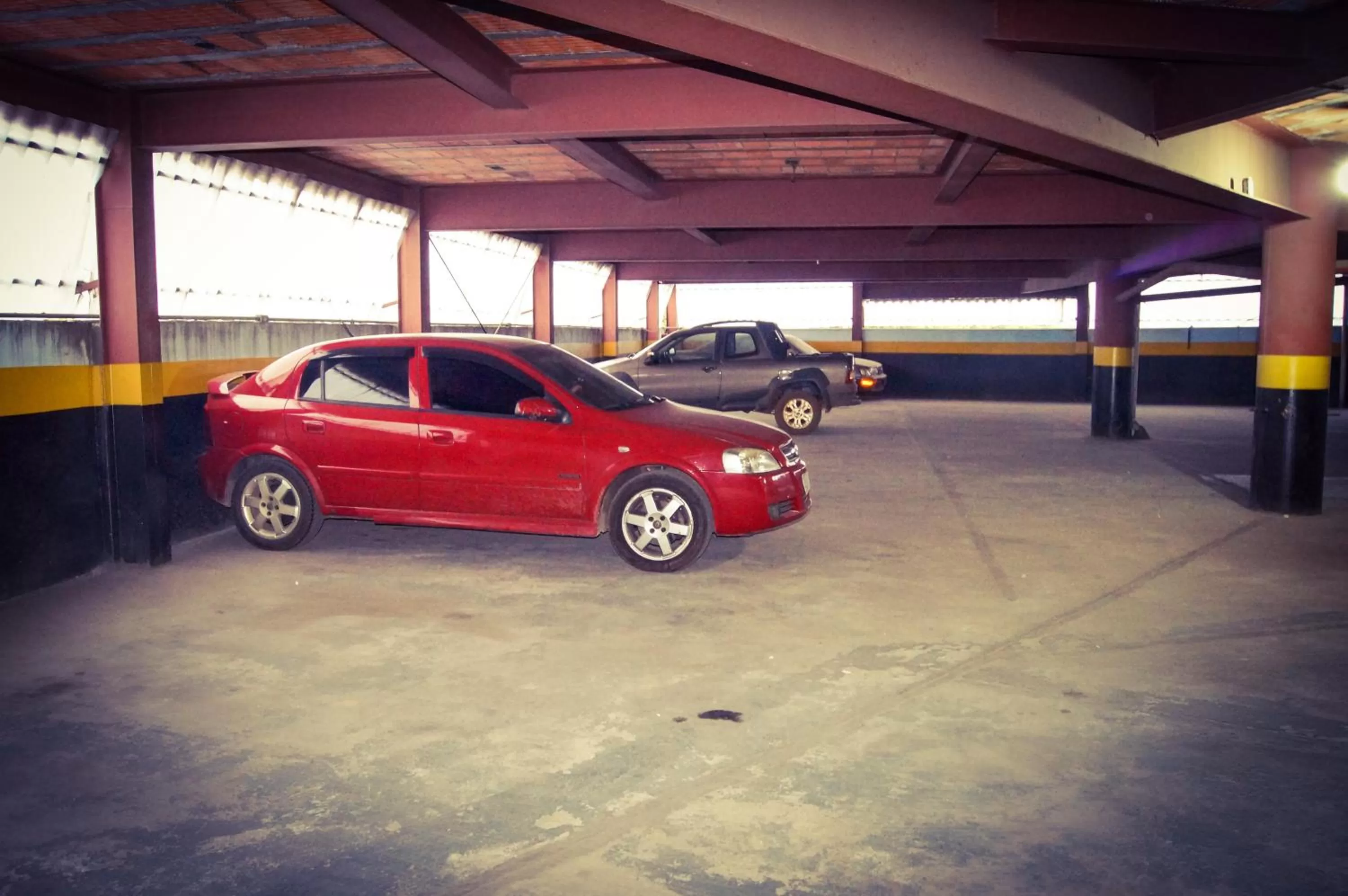 Property building in Cumbipar King Hotel