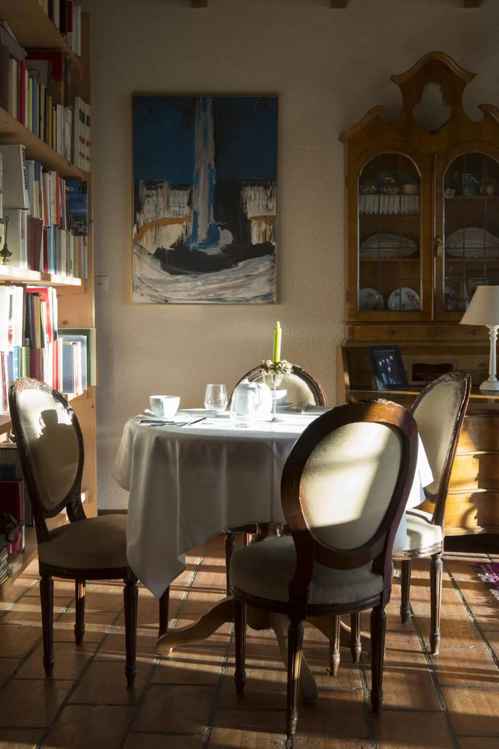 Library in La Bribaudonnière